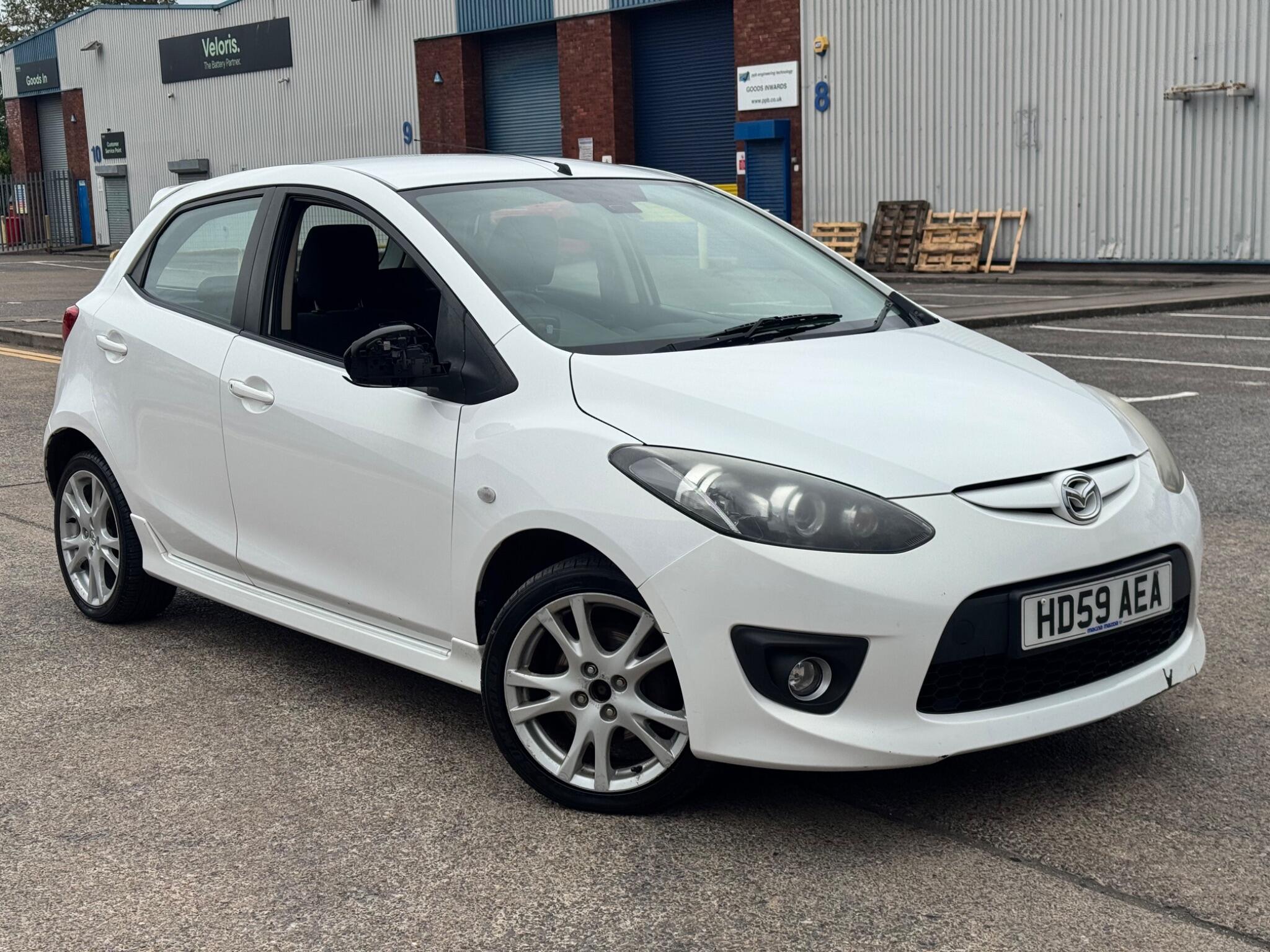 Mazda 2 2010
