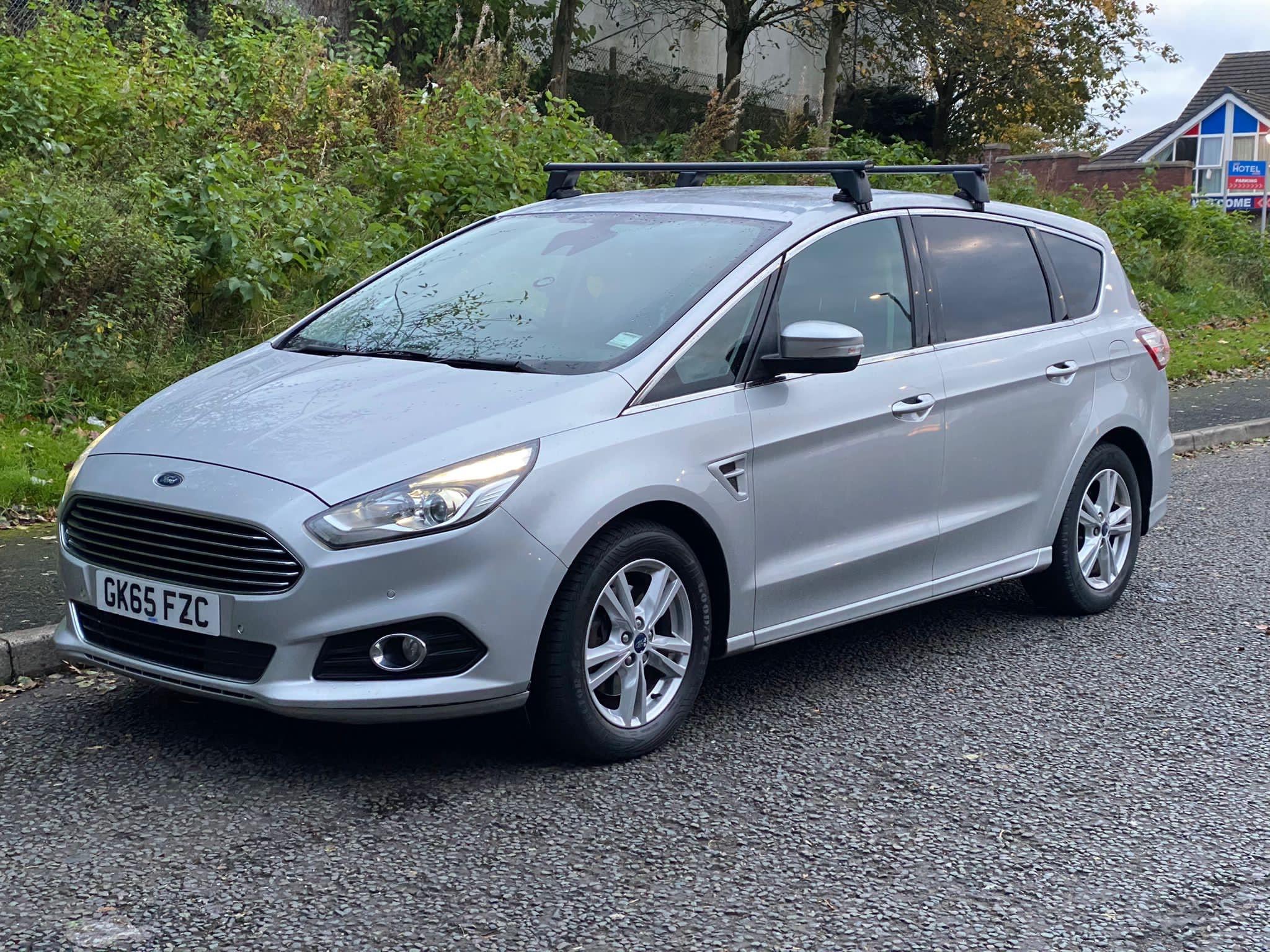 2015 Ford S-Max Mk 2 v outgoing S-Max