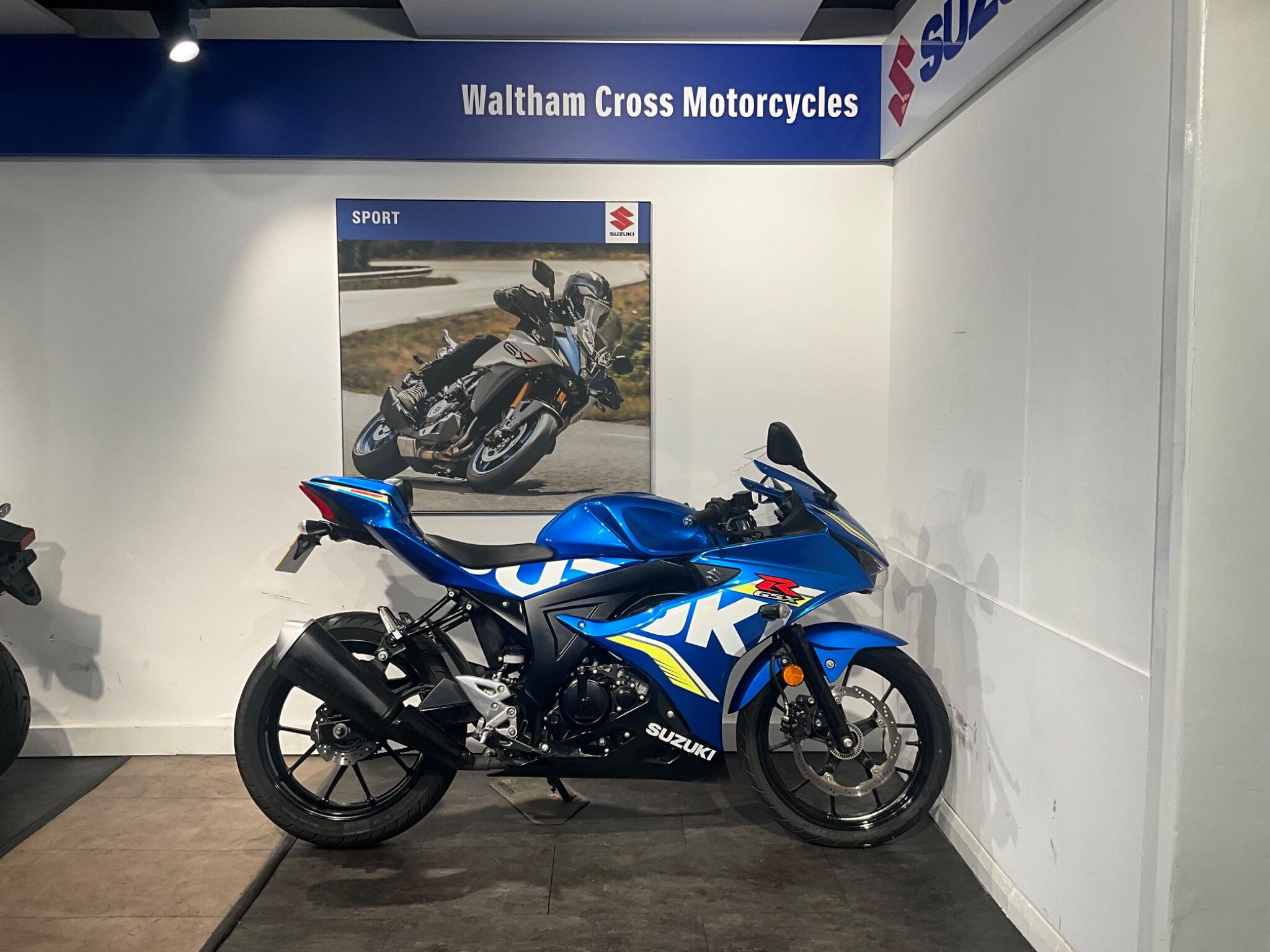 GSX-R125/150(17-)/GSX-S125/150(17-) gsxr125 gsxs125 ビレット ブレーキ クラッチ レバー 黒 Suzuki GSX-R125 | Suzuki Bikes UK