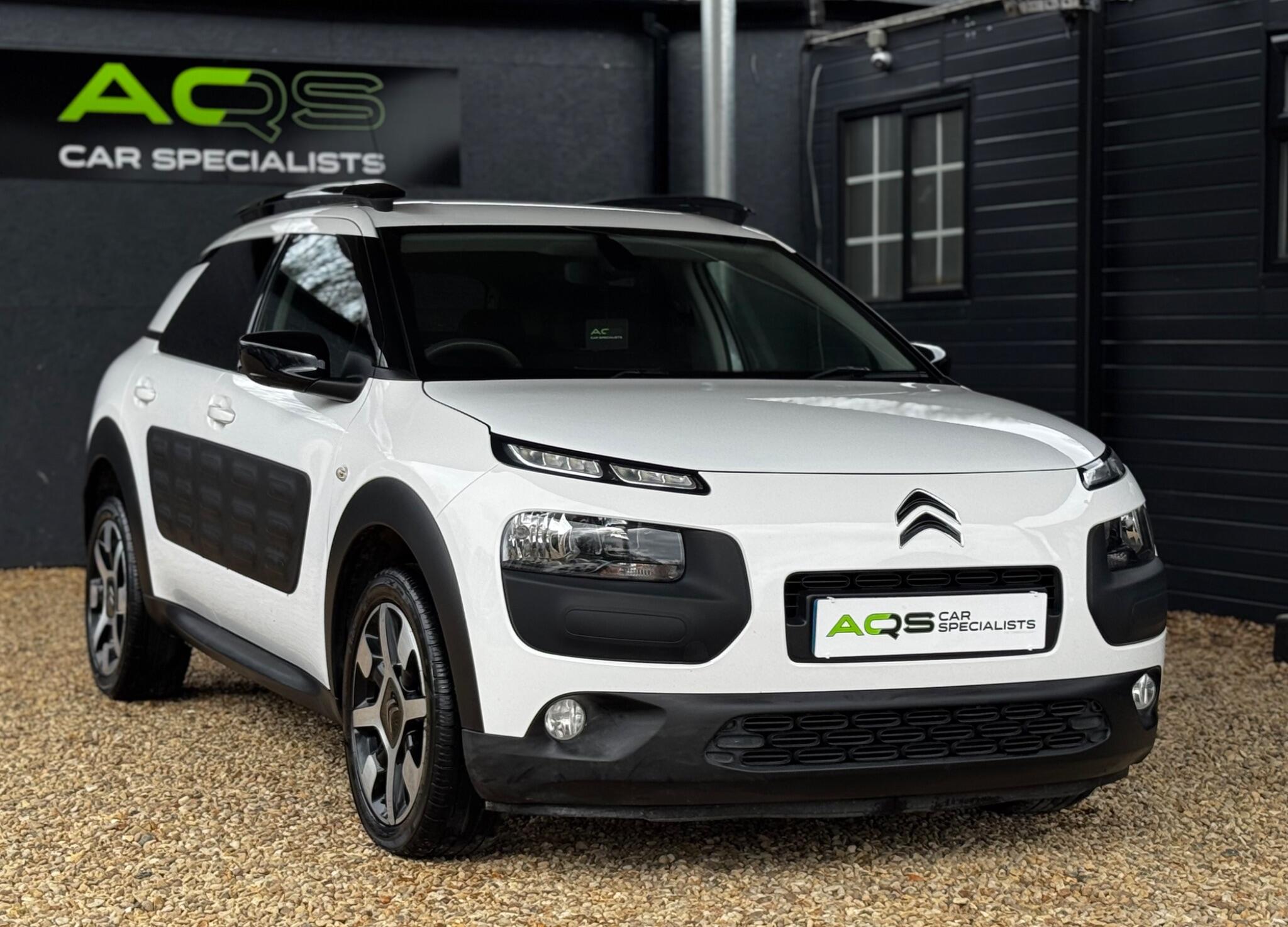 Used White Citroen C4 Cactus Cars For Sale | Autotrader UK
