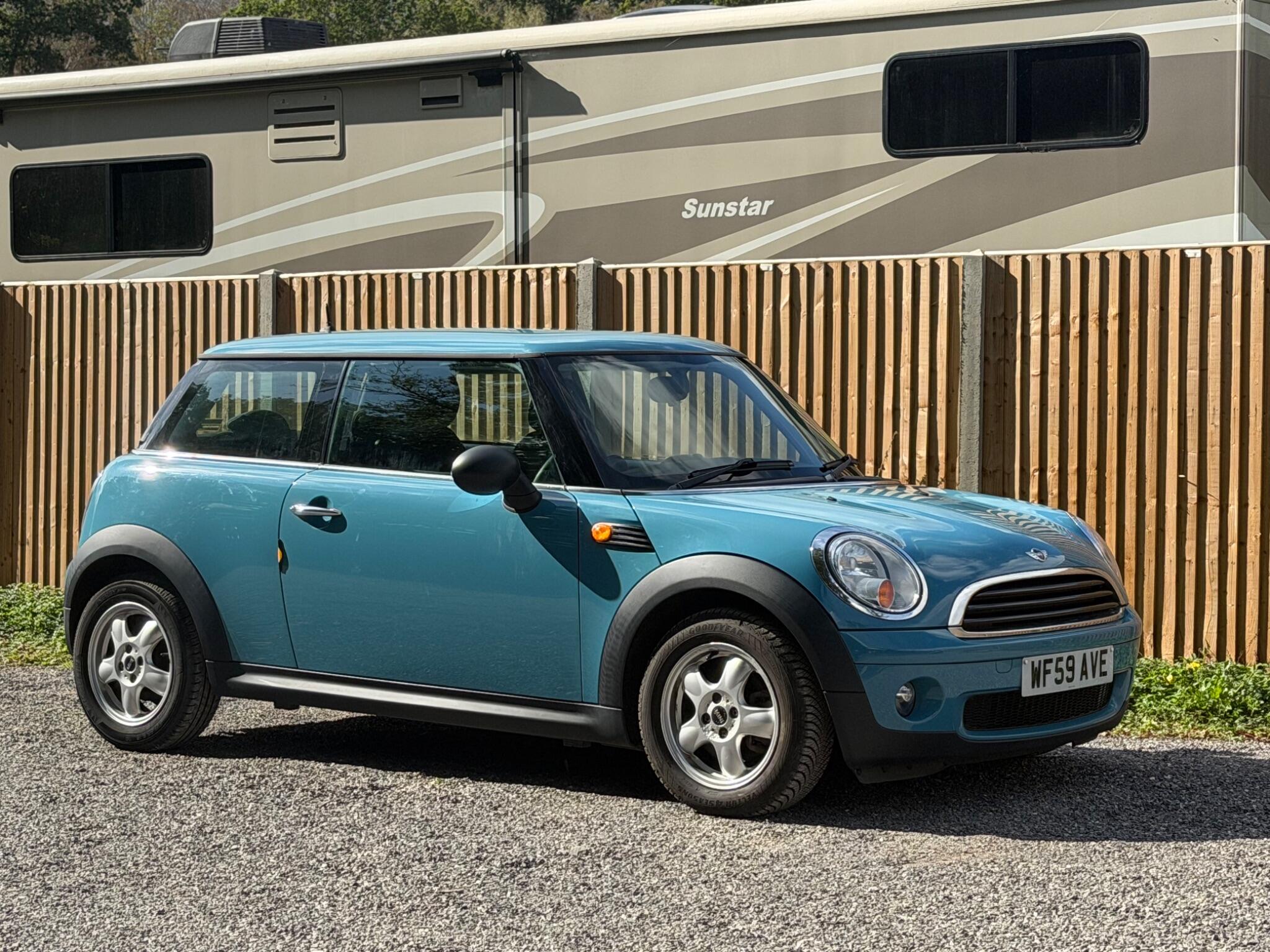 Mini Hatch 2009
