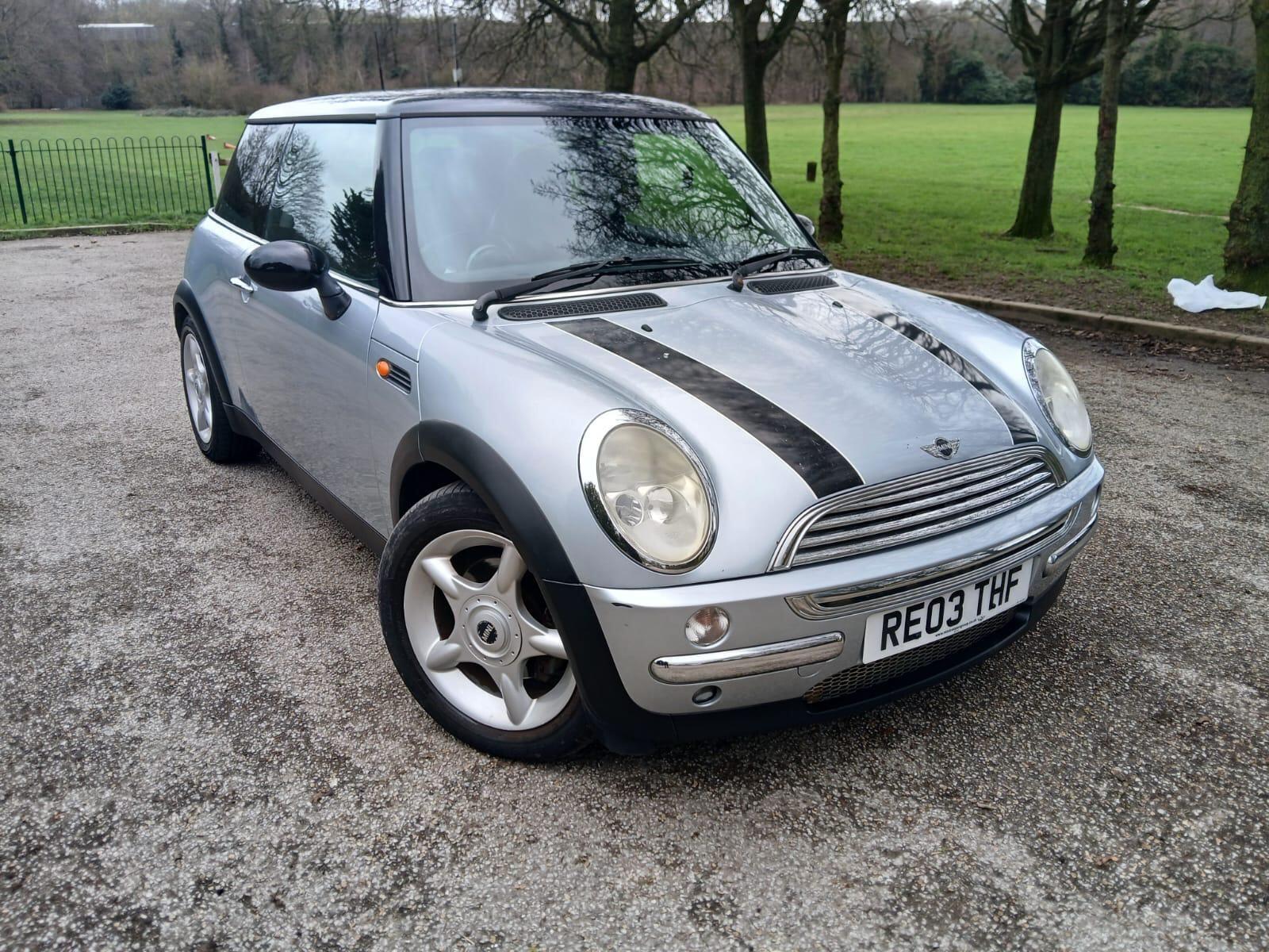 Mini Hatch 2003