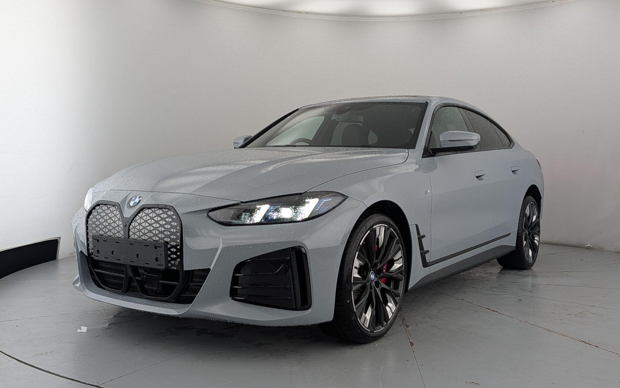 2026 BMW i4