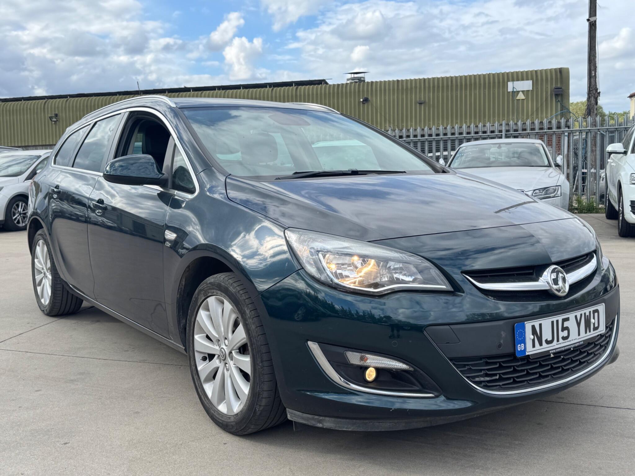 2015 Vauxhall Astra