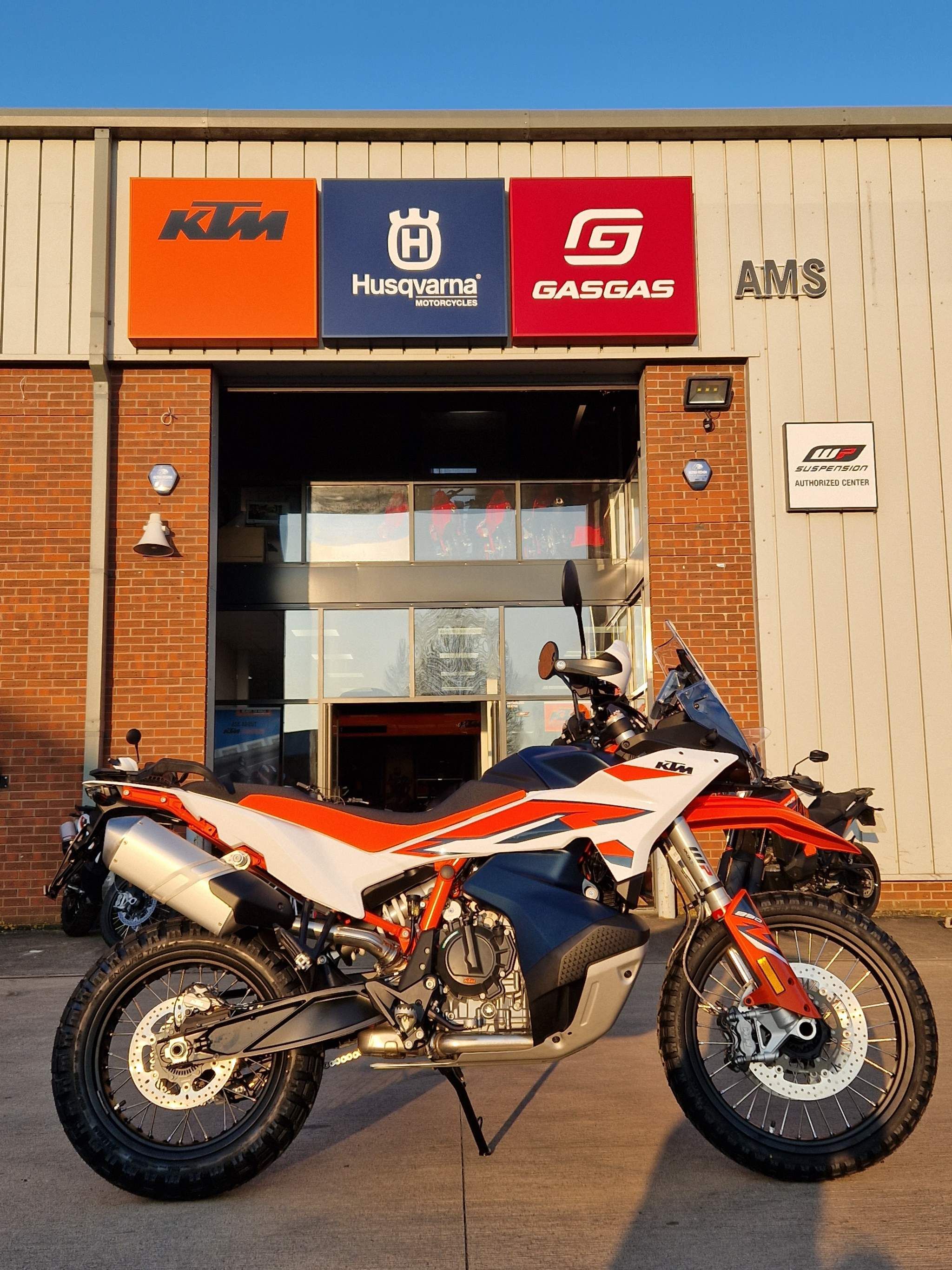 2024 KTM 890 R X-Ring Euro AMS Motorcycles