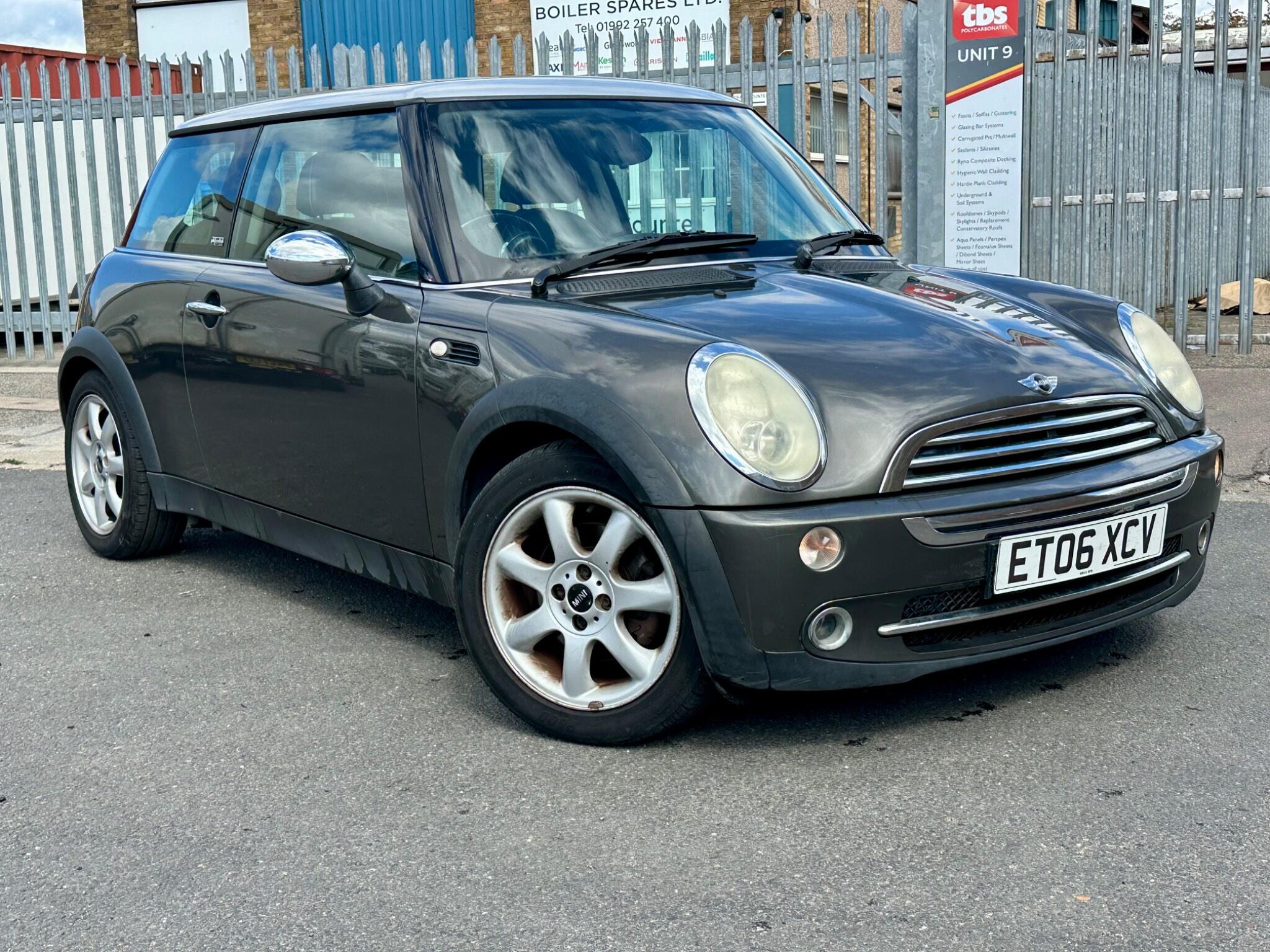 Mini Hatch 2006