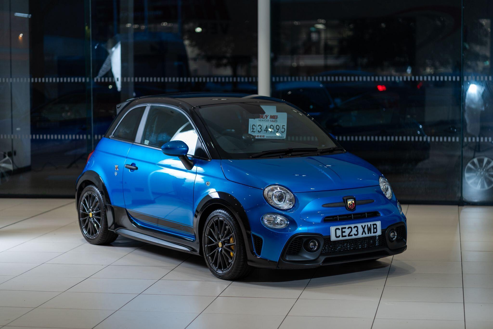 Miniature 1:18 FIAT 695 ABARTH XSR EDITION YAMAHA RECORD GREY 2022 1/18