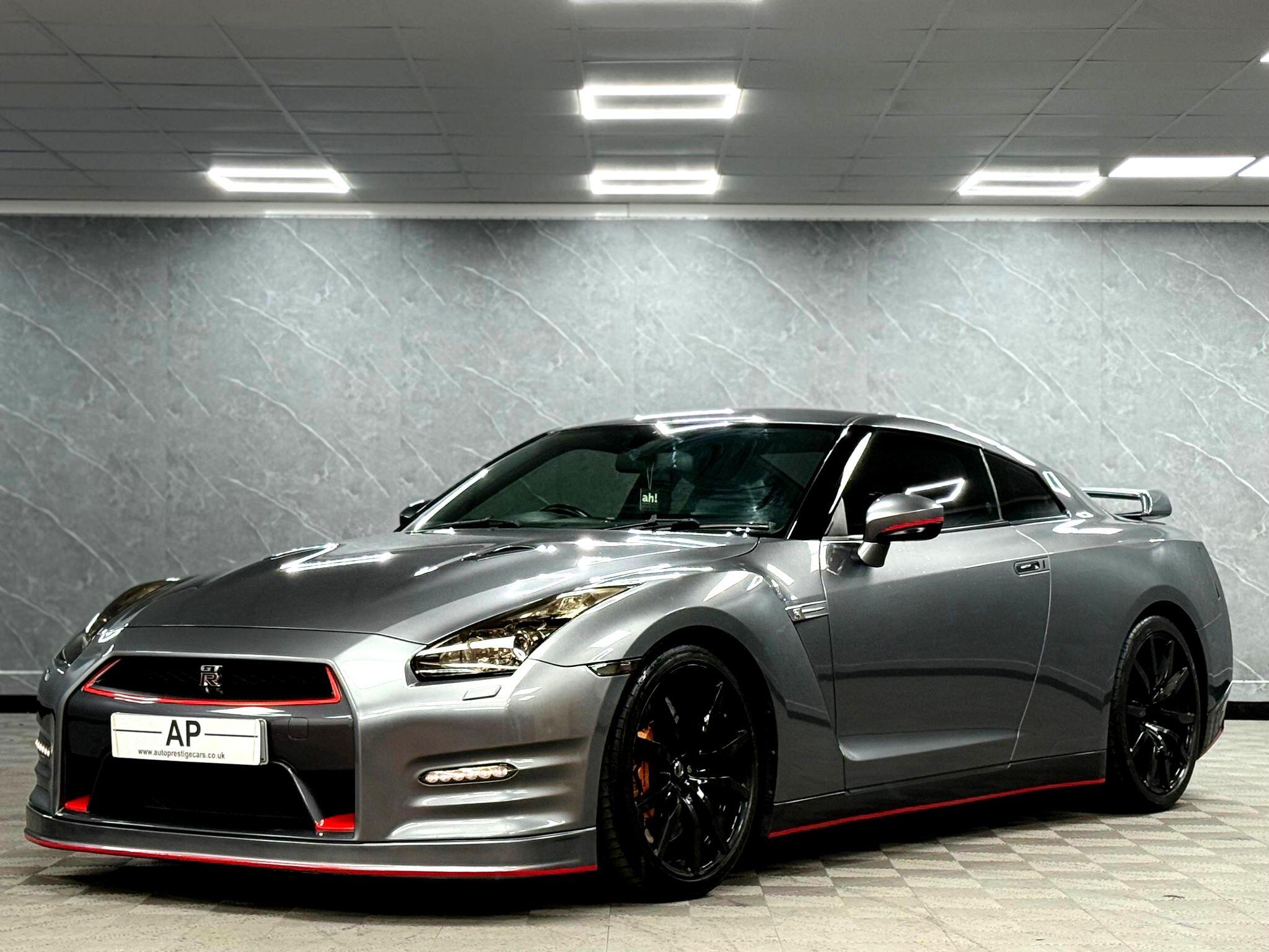 NISSAN GT-R R35 Sports Line OVER FENDER(FRP製)1片側20mmワイド 塗装取付込 Nissan GT-R R35 Sports Line Black Bison Edition Wald Body Kit