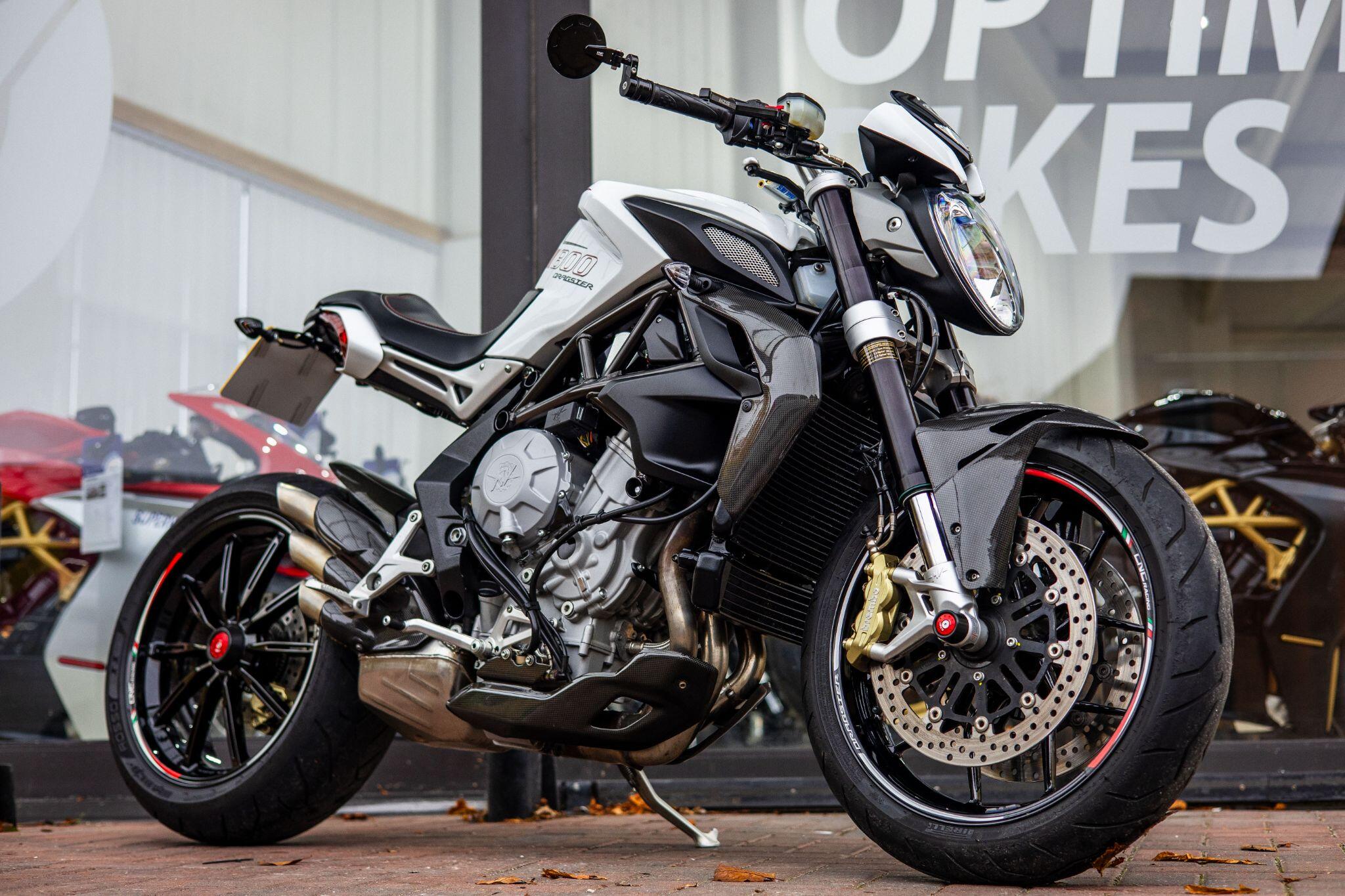 ★ MV AGUSTA アグスタ BRUTALE800，DRAGSTER，等 Taira Racing タイラレーシング コアガード ブラック 極上中古品！！ MV Agusta Dragster bikes for sale | AutoTrader Bikes