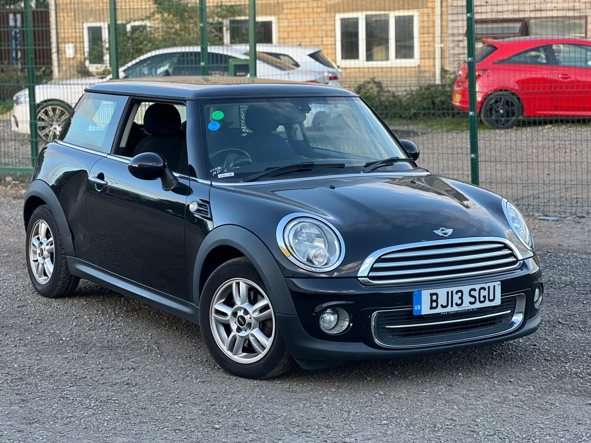 Mini Hatch 2013