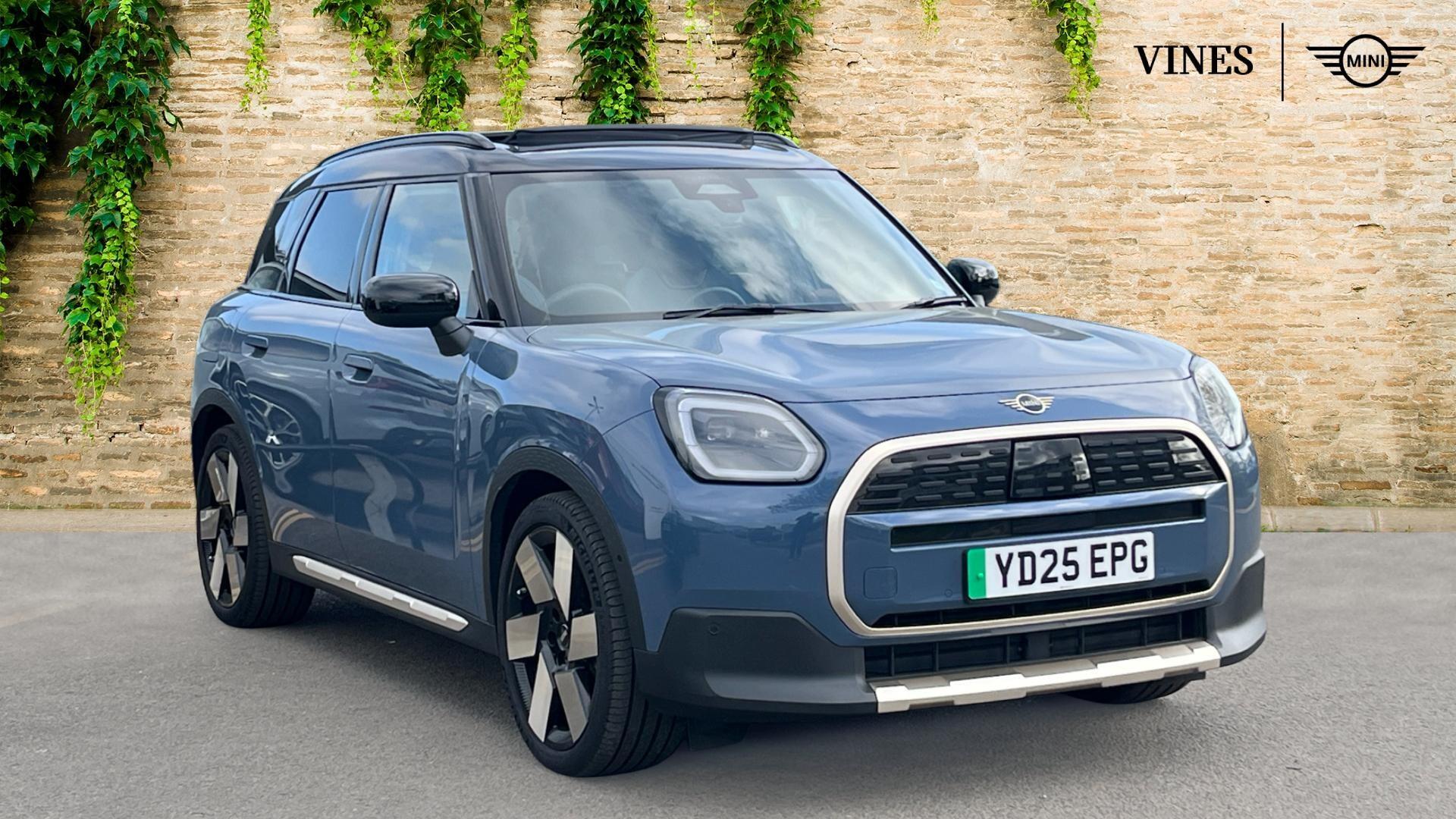 2025 MINI COUNTRYMAN