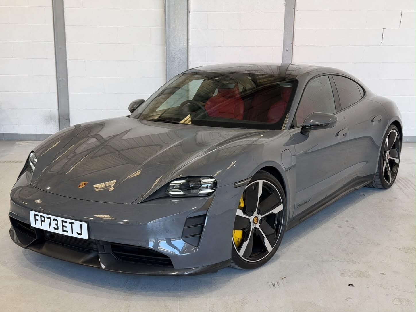 2023 PORSCHE TAYCAN