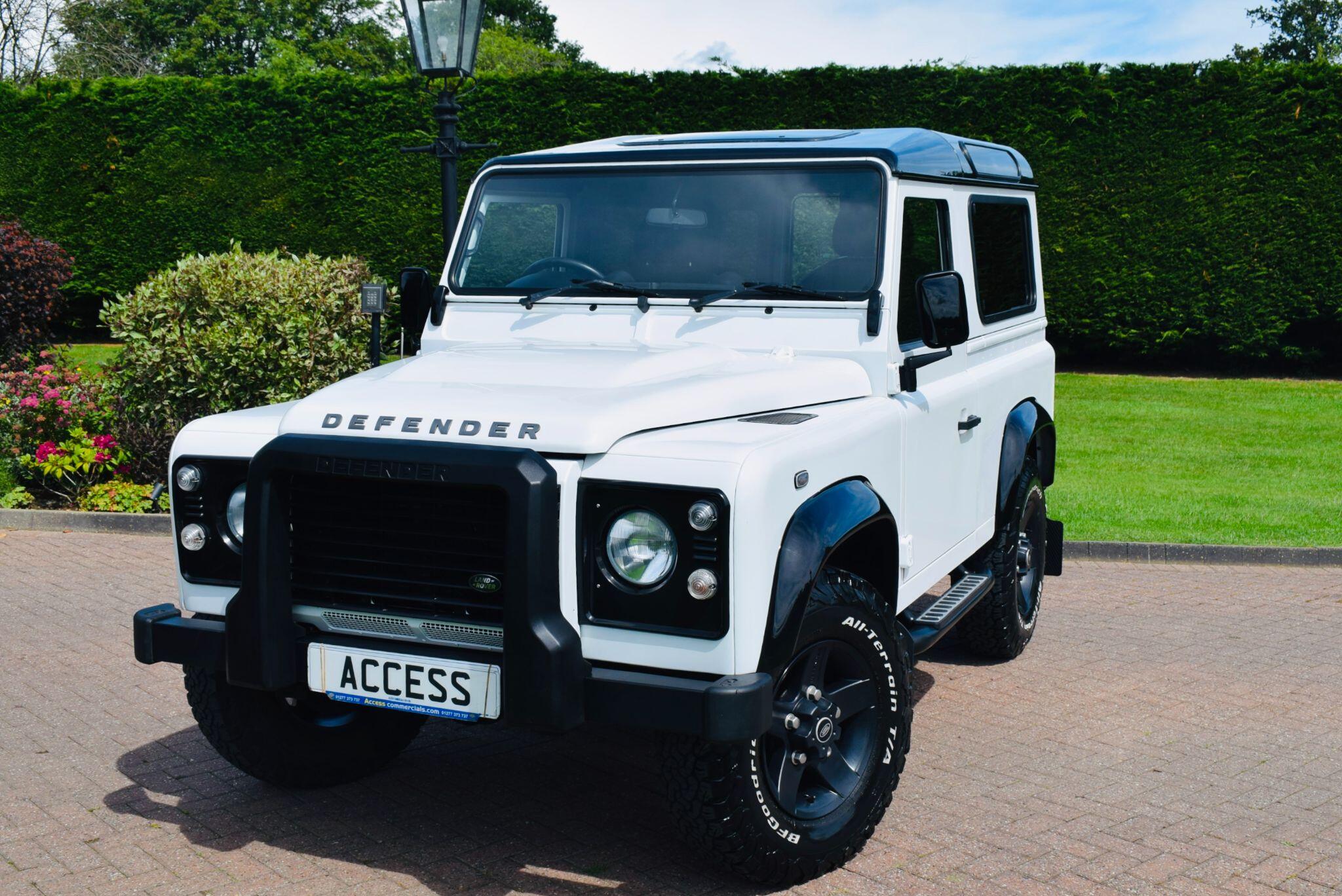 Land Rover Defender 90 2015