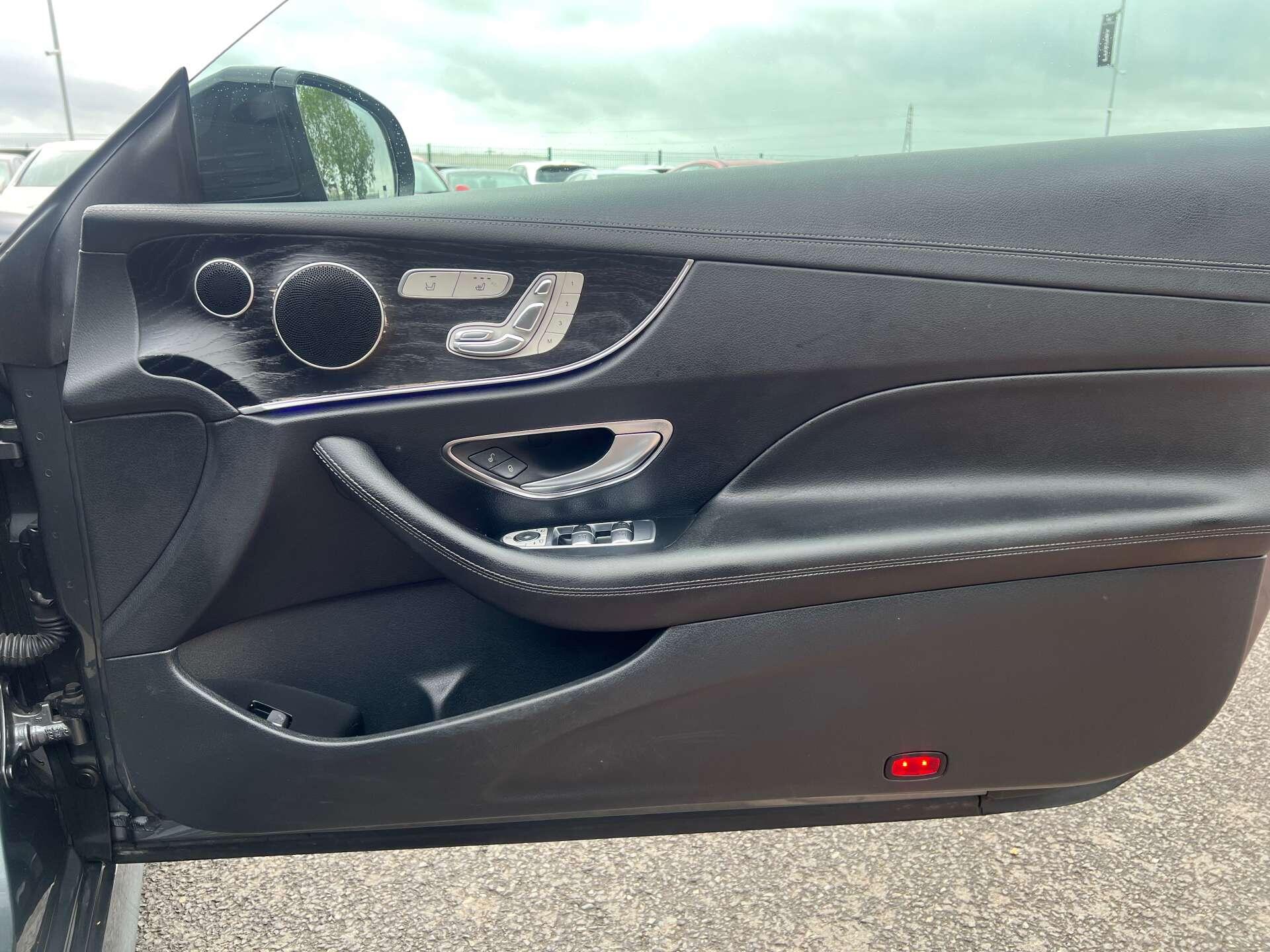 Mercedes-Benz E-Class view 55