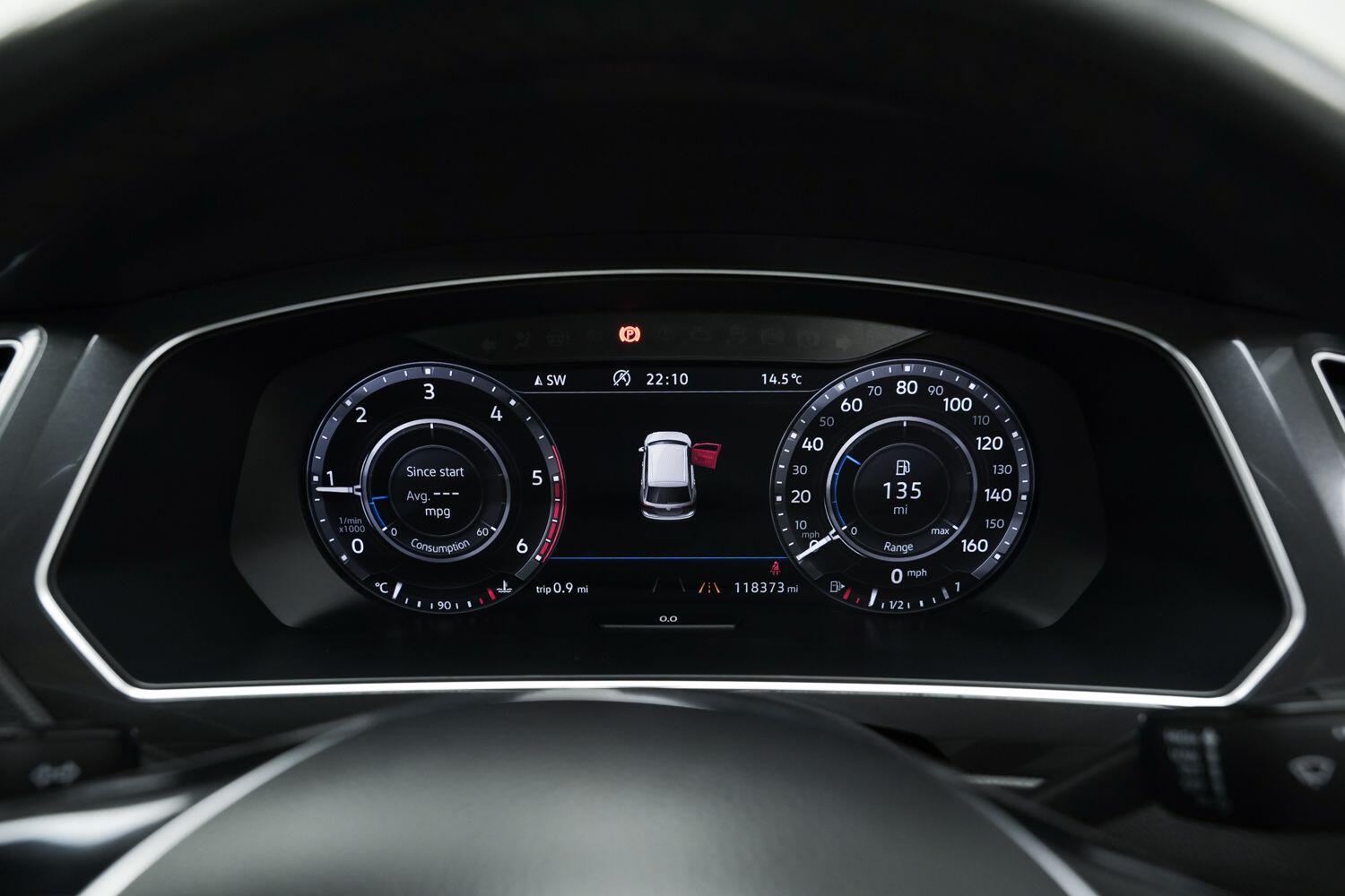 Volkswagen Tiguan view 19