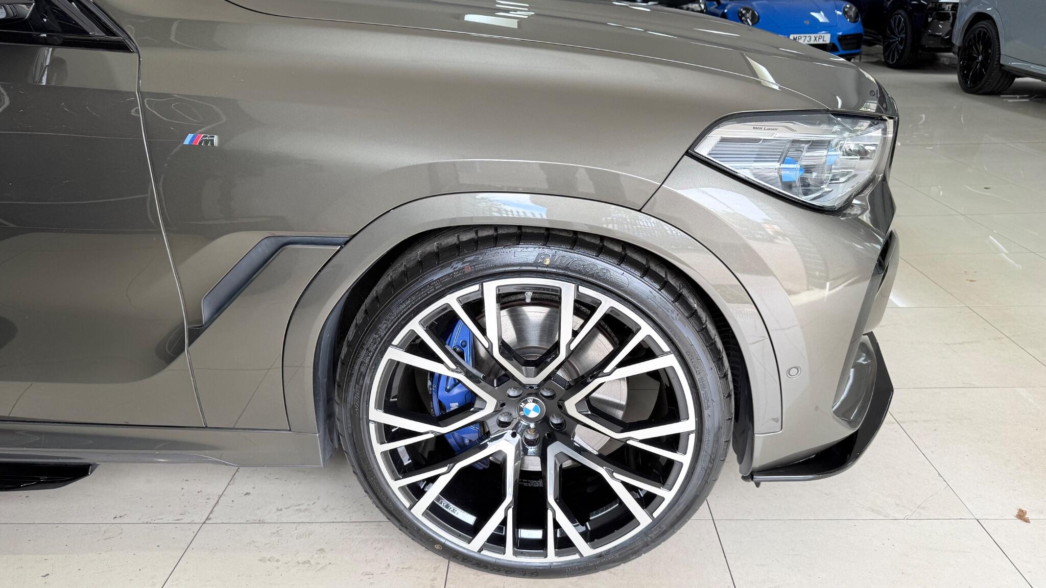 BMW X6 view 59
