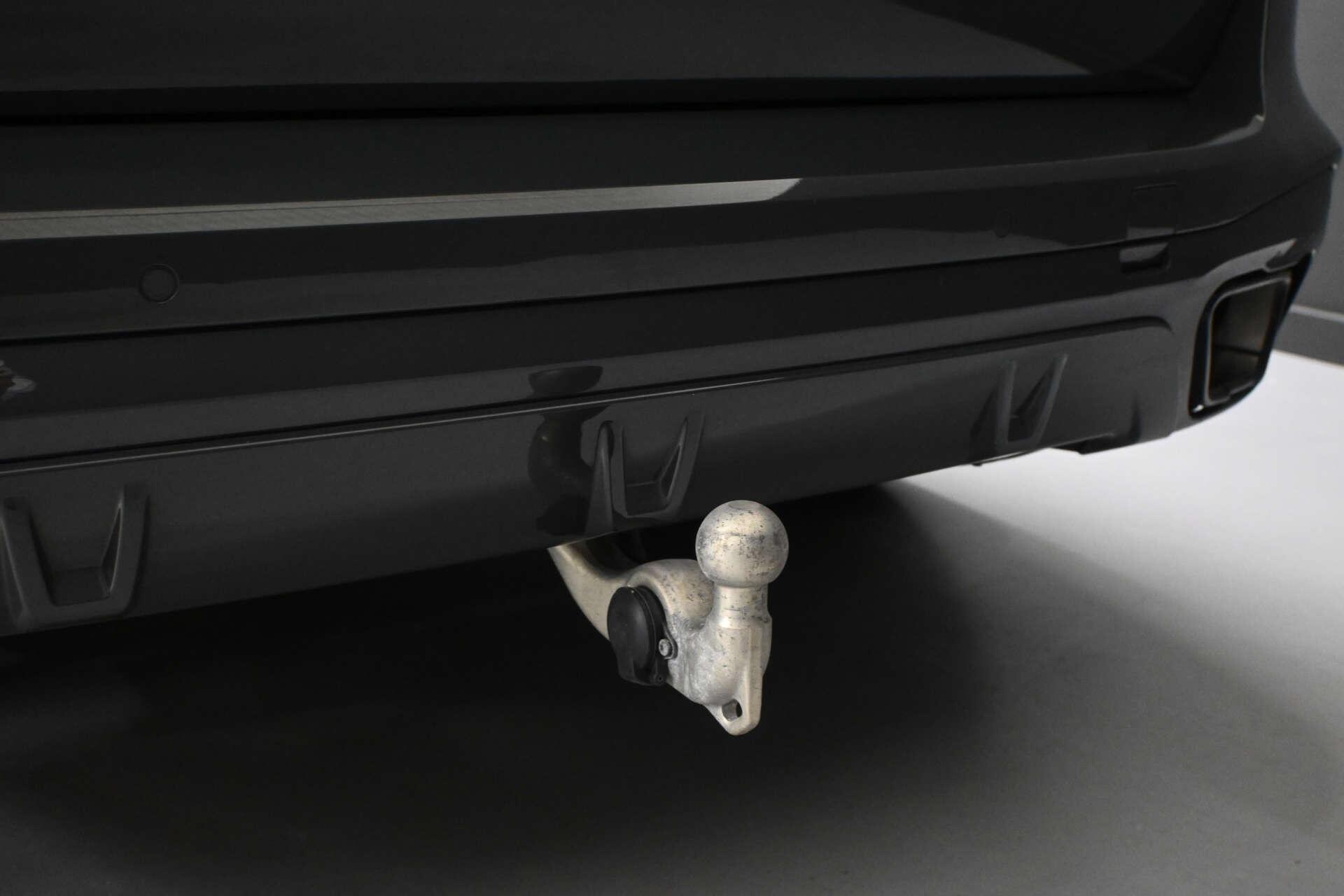BMW X5 view 24
