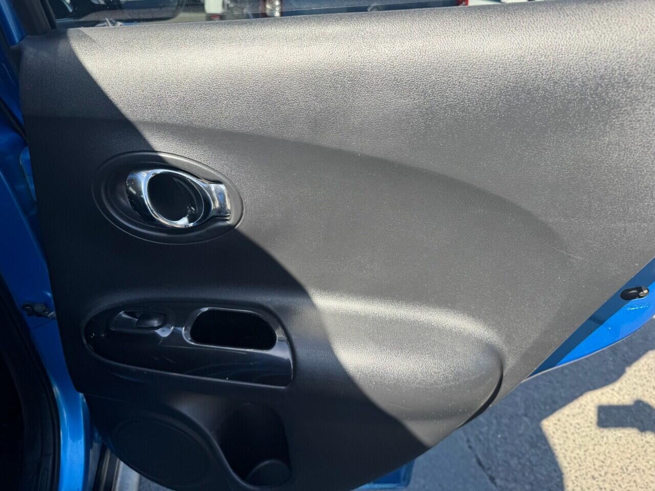 Nissan Juke view 24