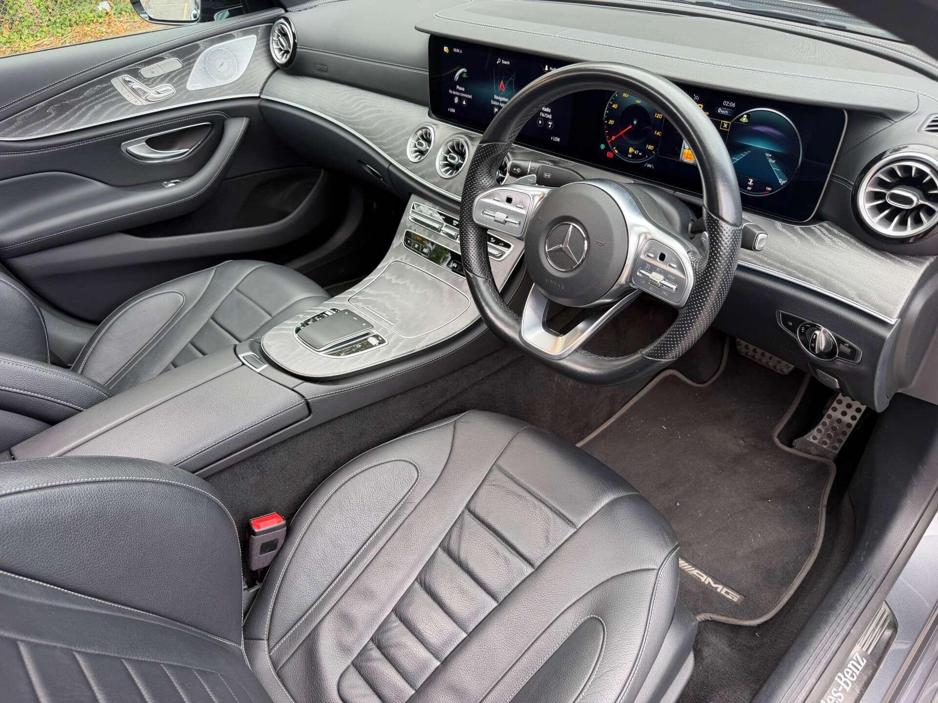 Mercedes-Benz CLS view 25