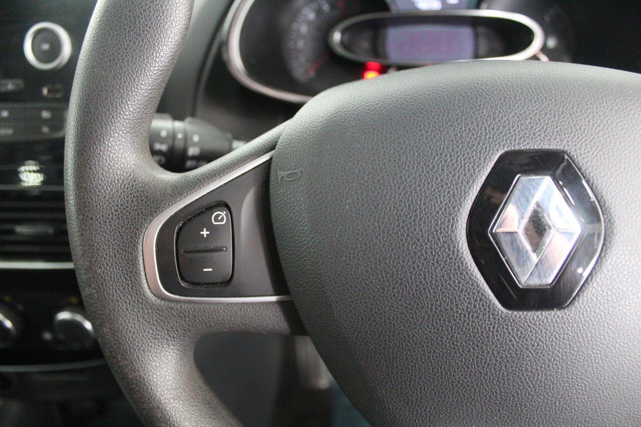Renault Clio view 42