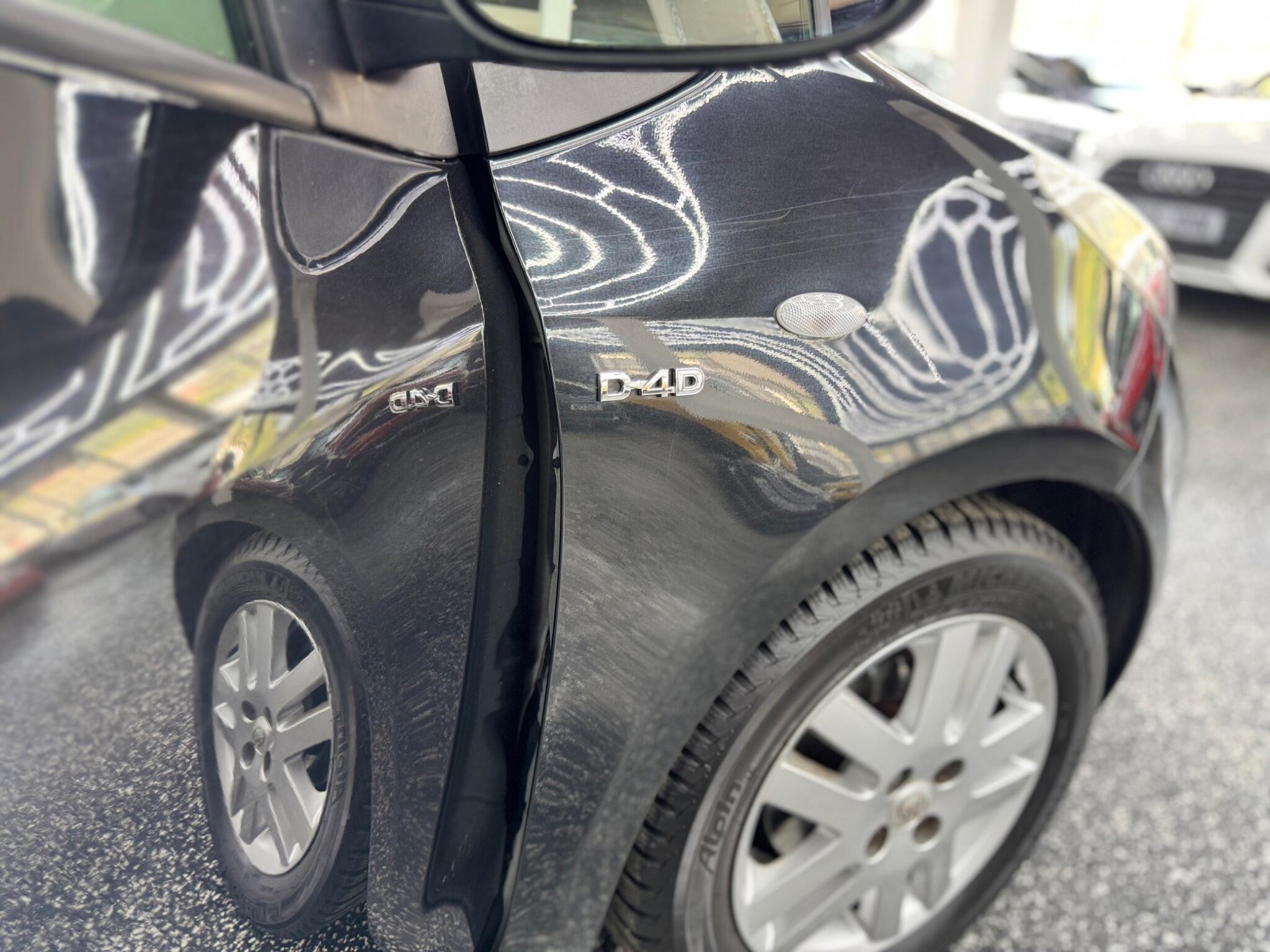 Toyota Yaris view 40