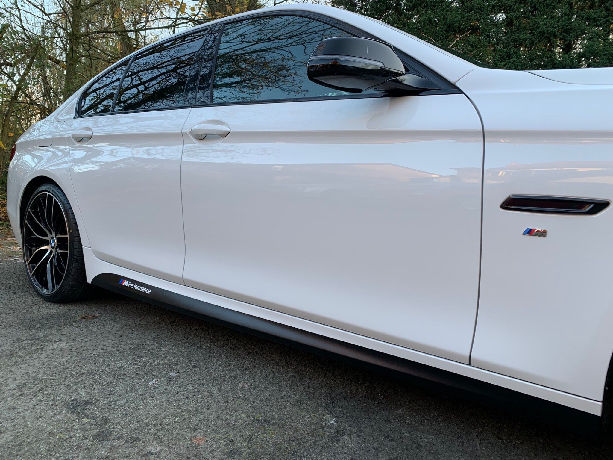 BMW 5 Series view 16