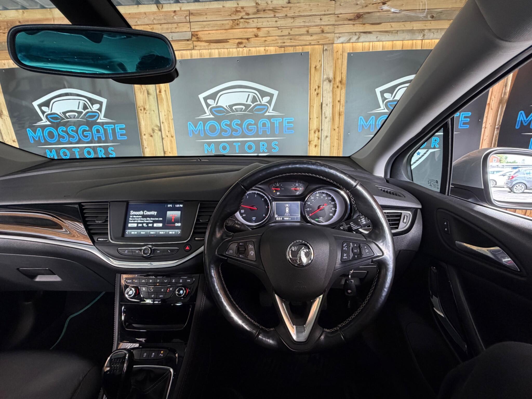 Vauxhall Astra view 10