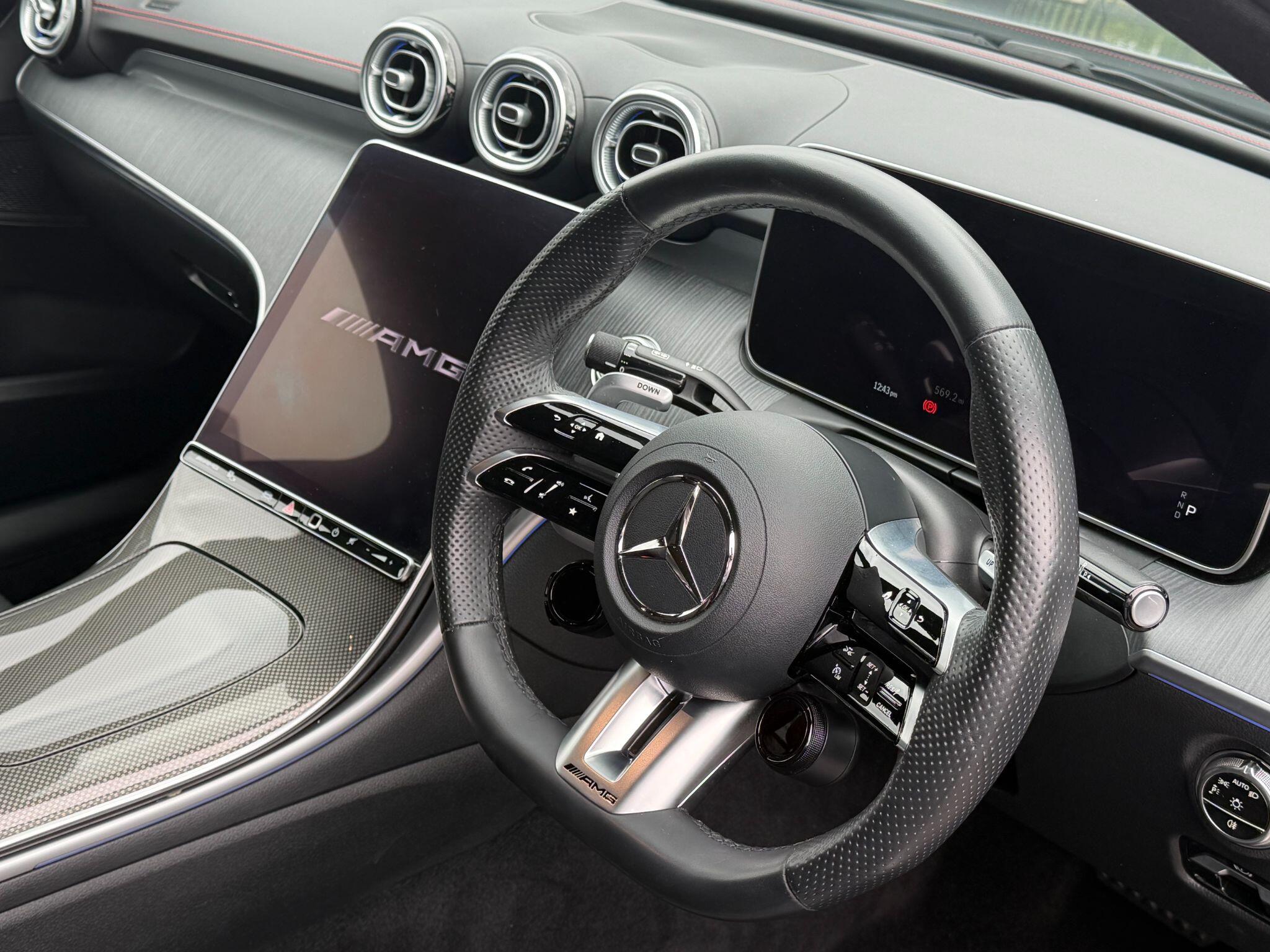 Mercedes-Benz C Class view 12