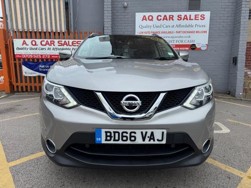 Nissan Qashqai view 2