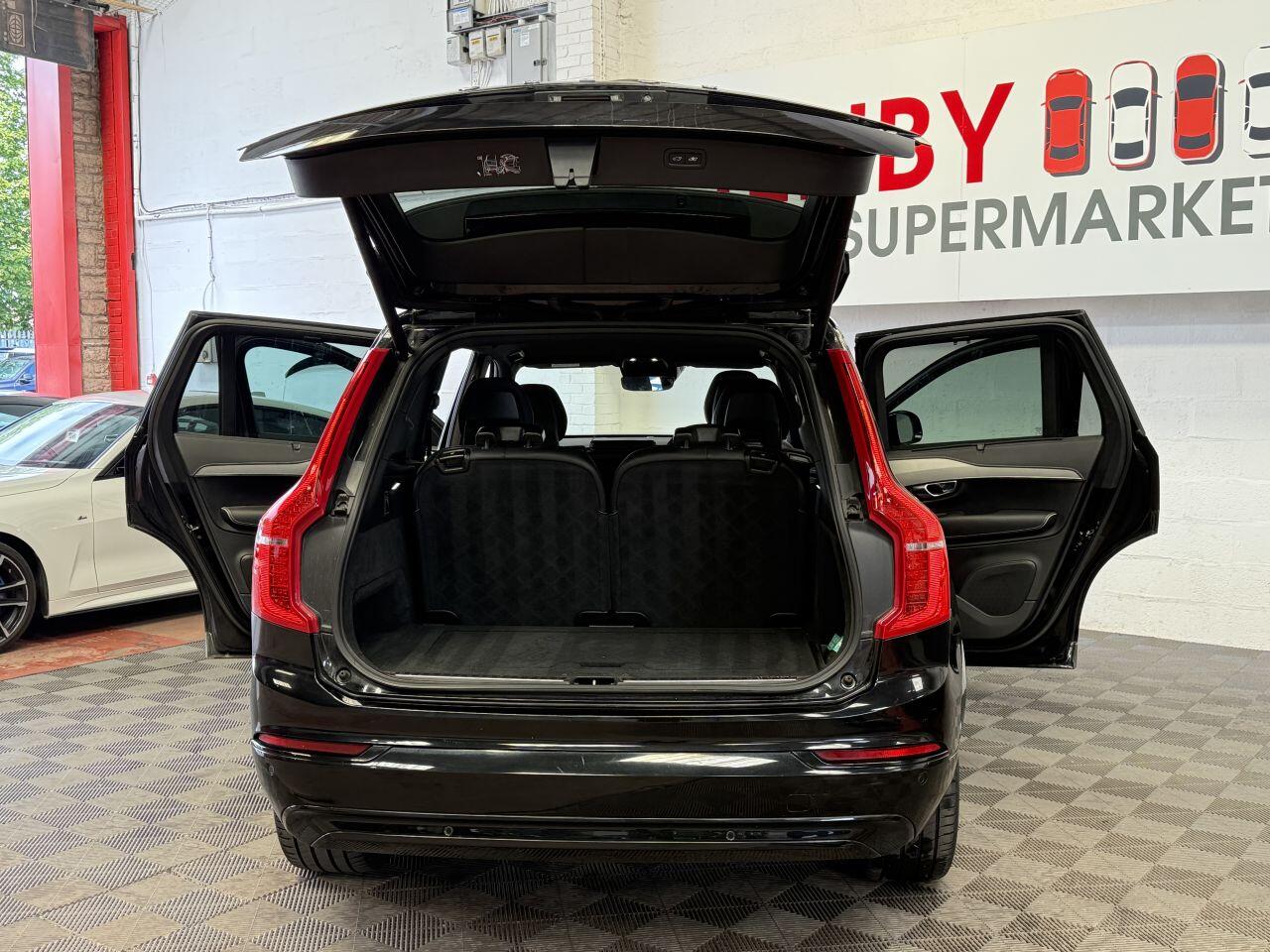 Volvo XC90 view 15