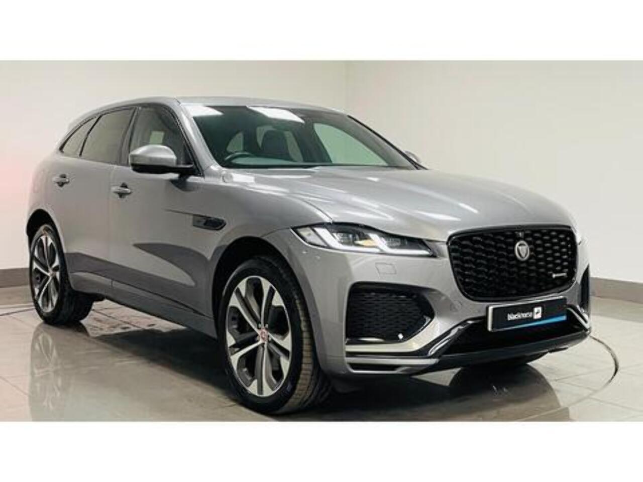 Jaguar F-Pace view 10