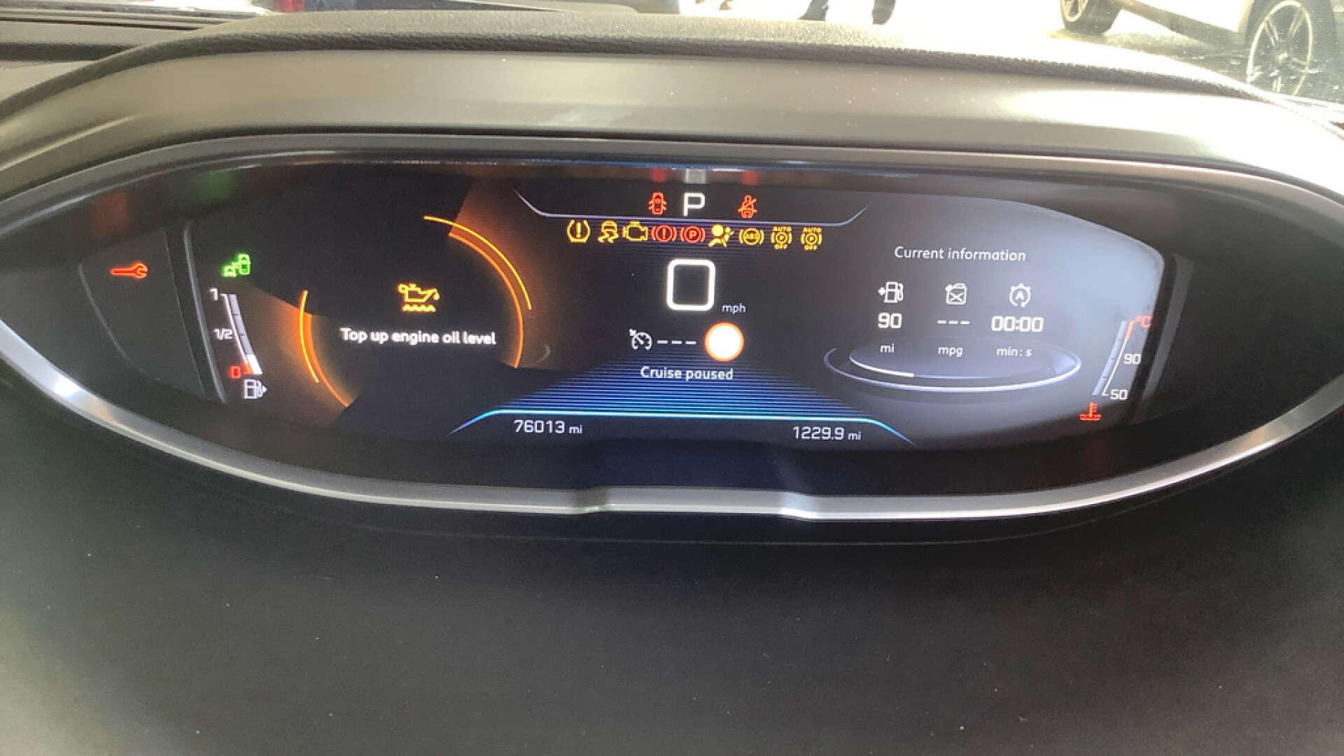 Peugeot 3008 view 13