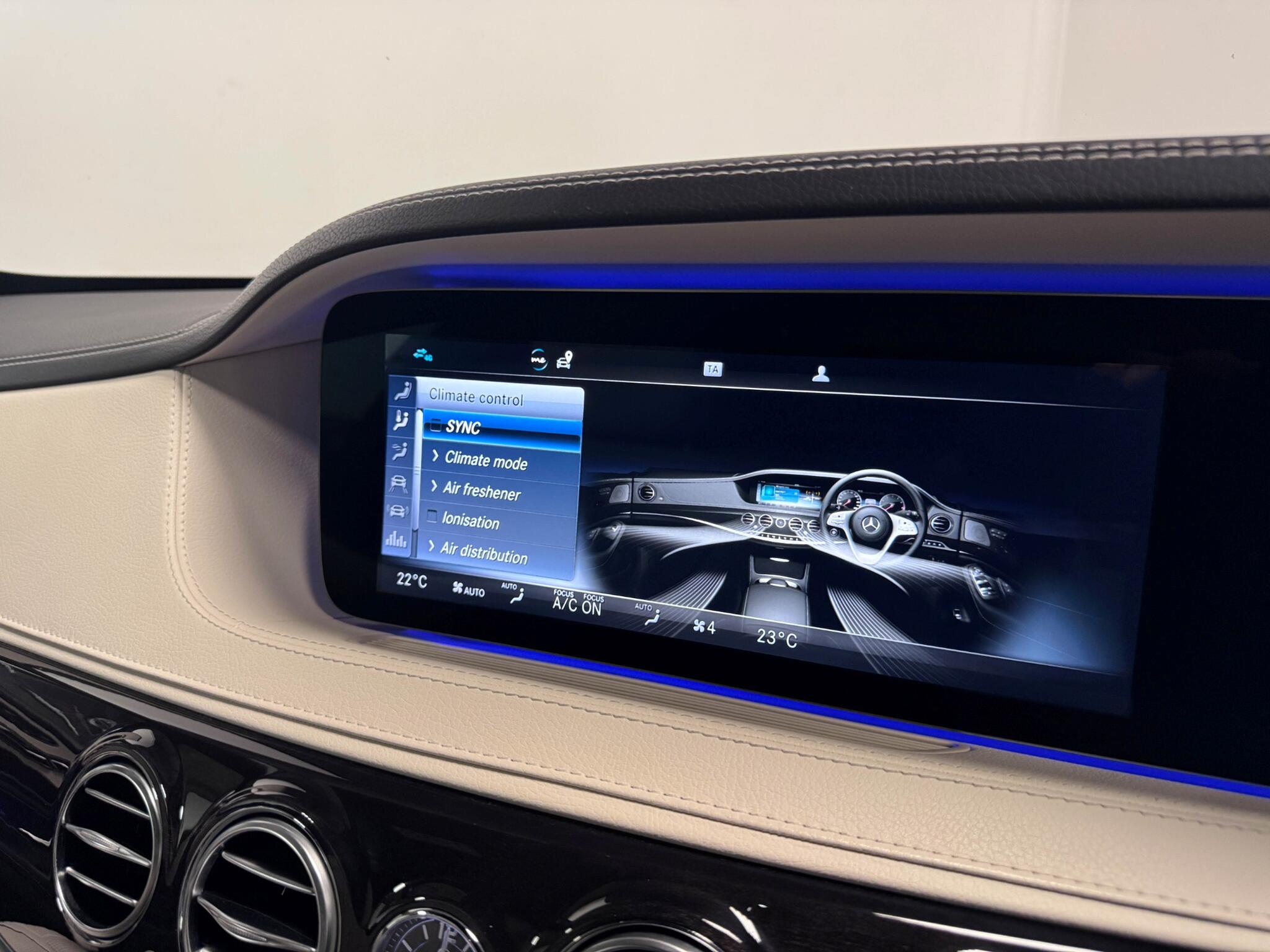 Mercedes-Benz S Class view 54
