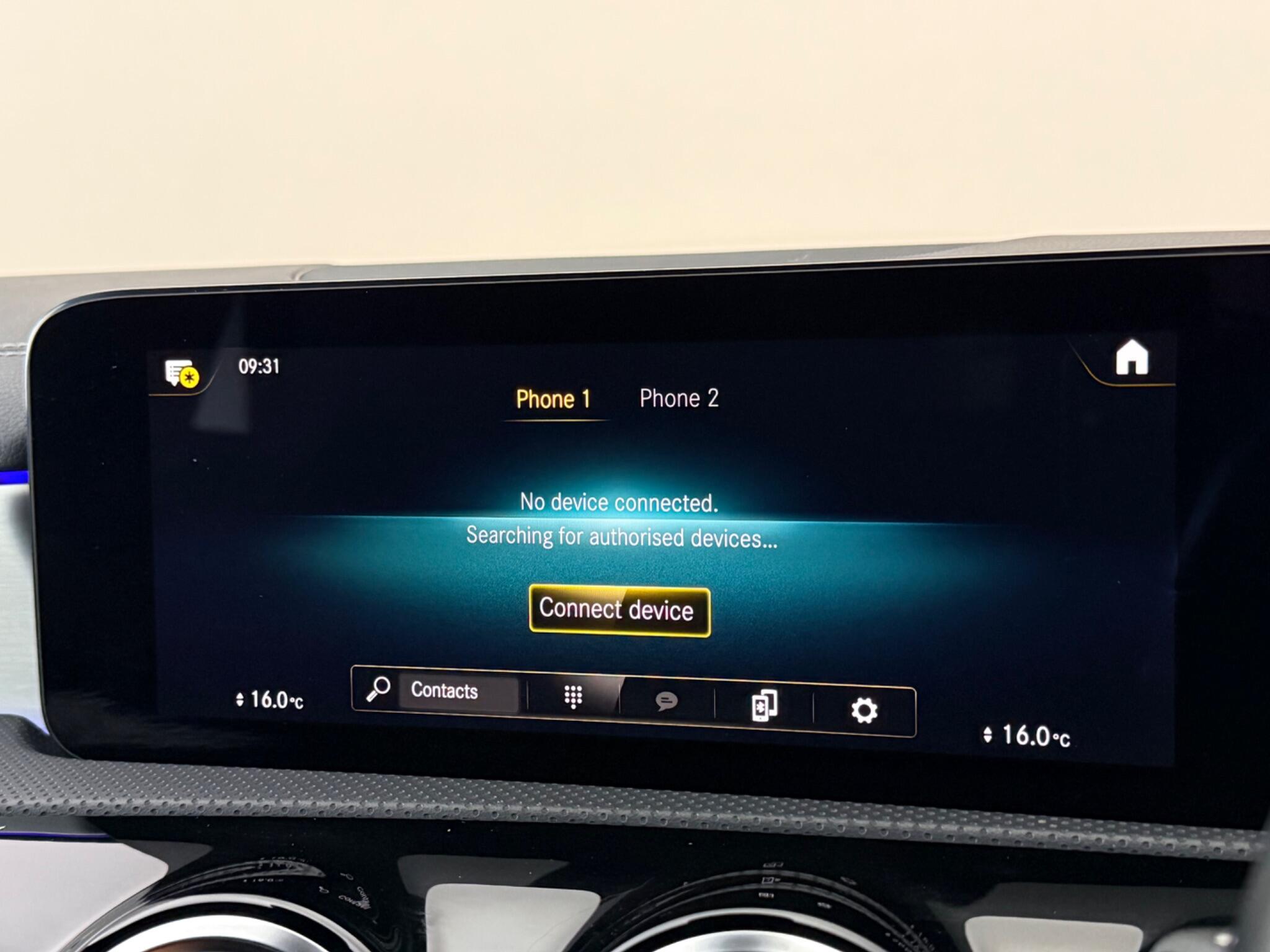 Mercedes-Benz CLA view 26