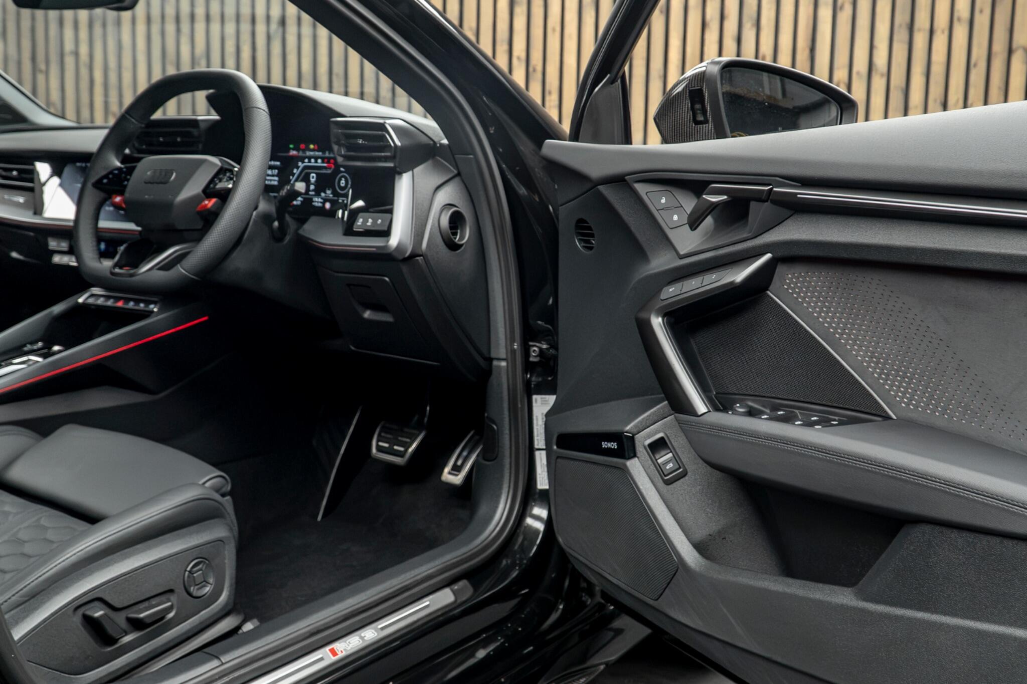Audi RS3 view 31
