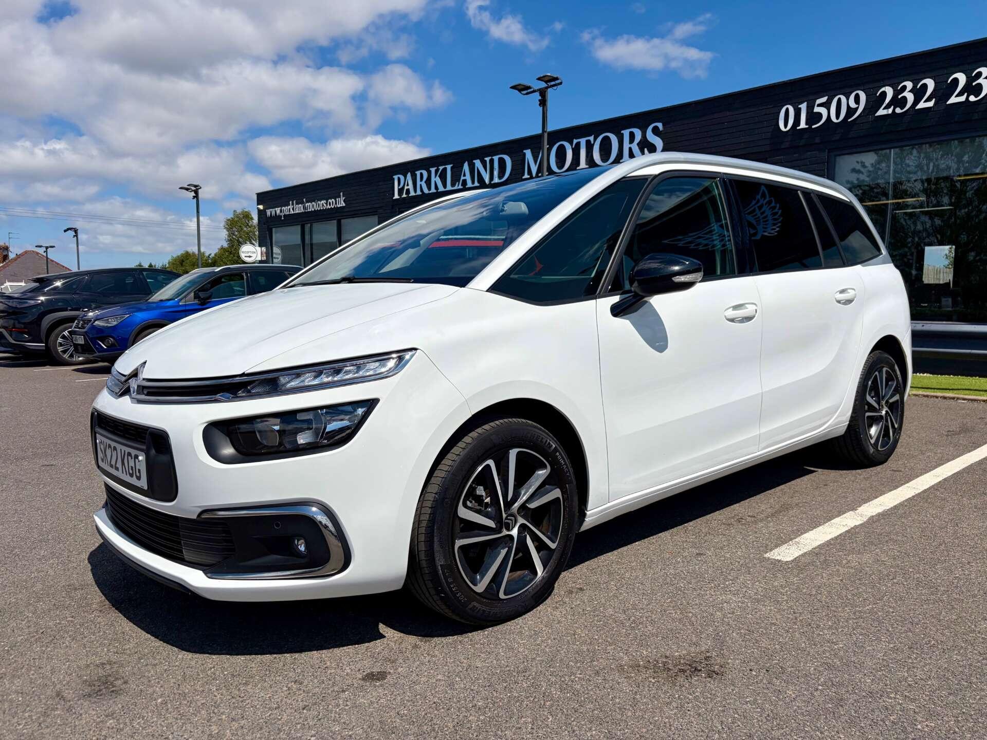 Citroen Grand C4 Spacetourer view 4