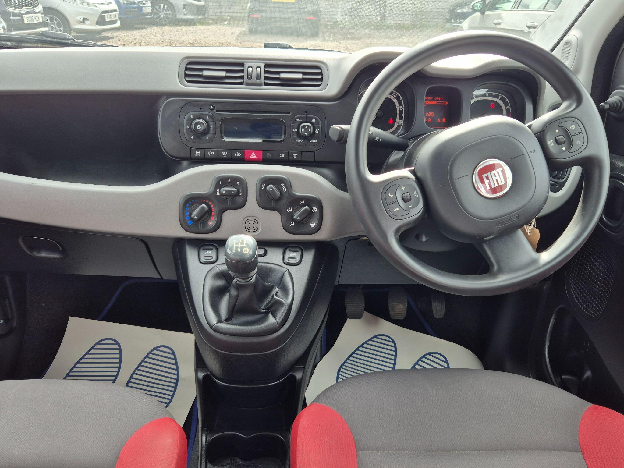 Fiat Panda view 12