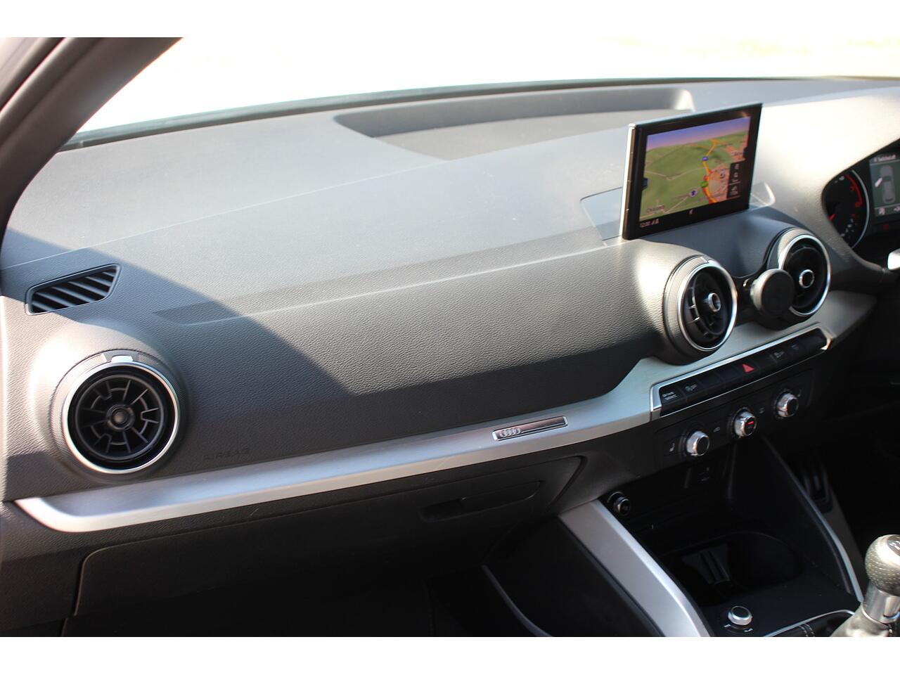 Audi Q2 view 14