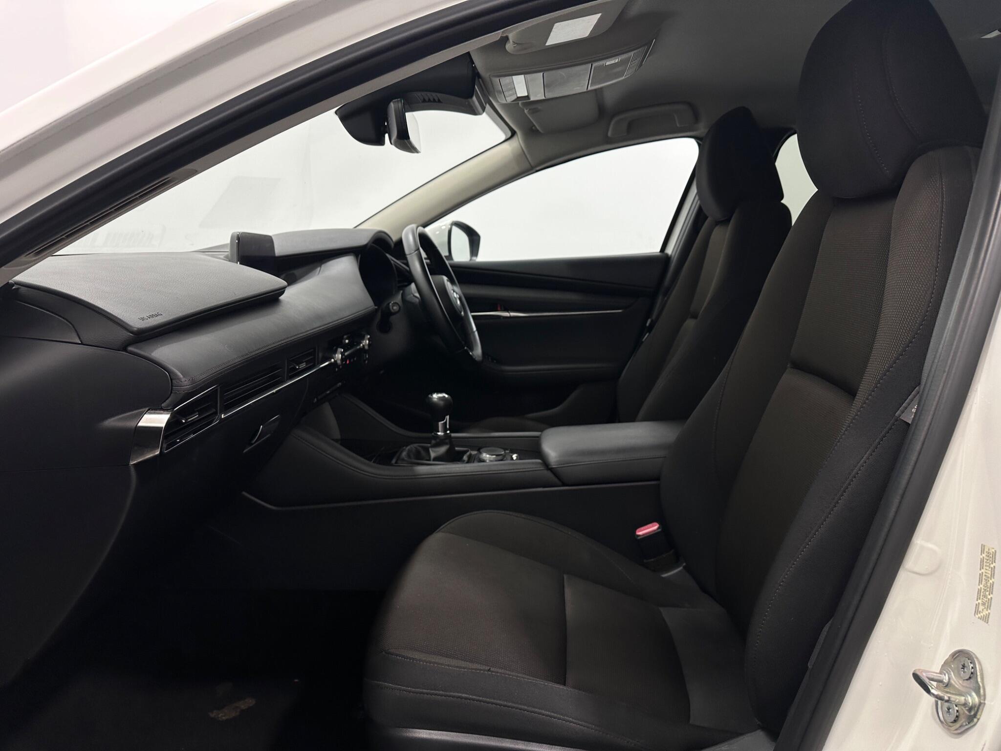 Mazda Mazda3 view 34