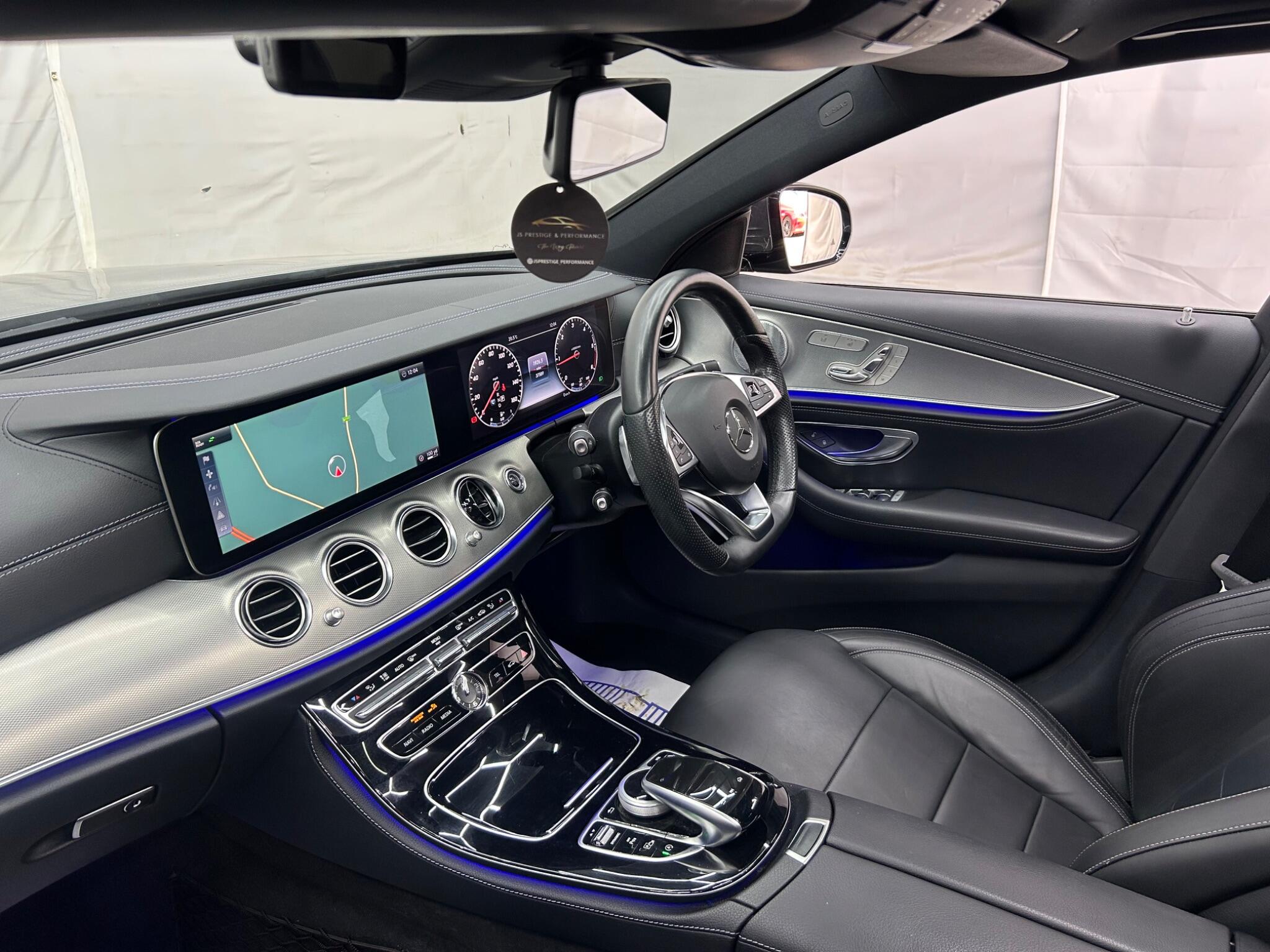 Mercedes-Benz E-Class view 13