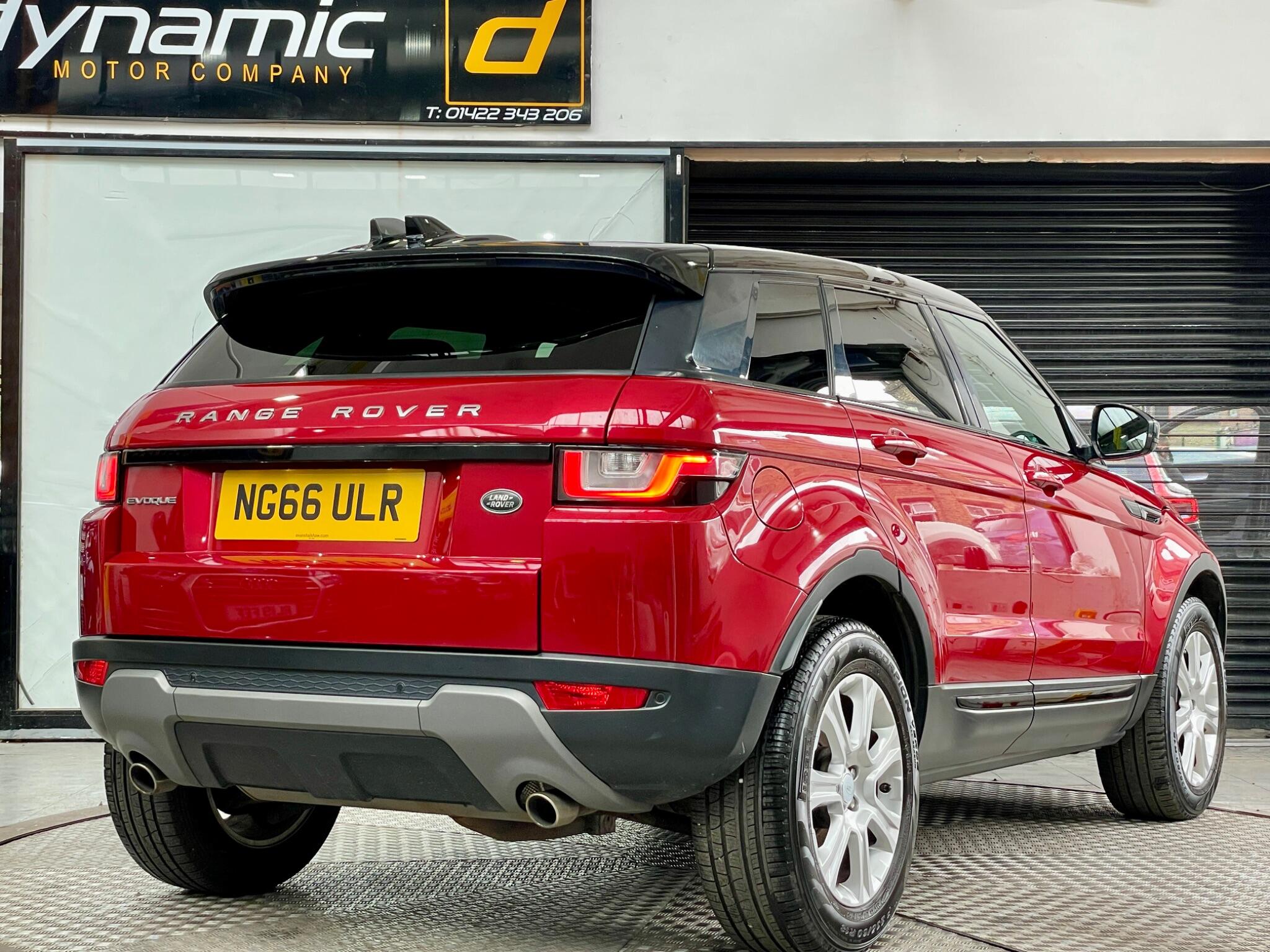 Land Rover Range Rover Evoque view 4