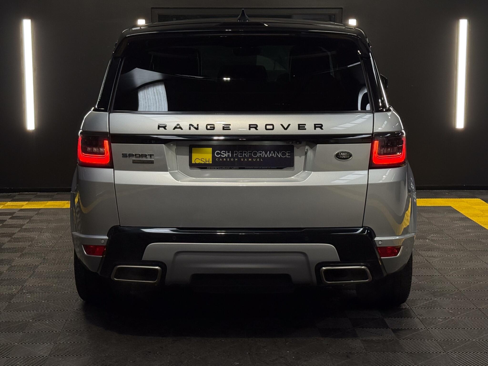 Land Rover Range Rover Sport view 4