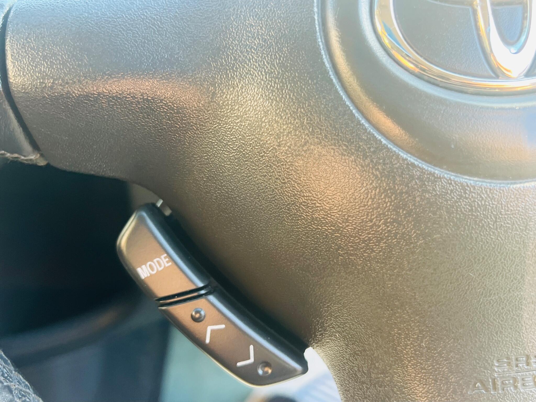 Toyota Yaris view 34