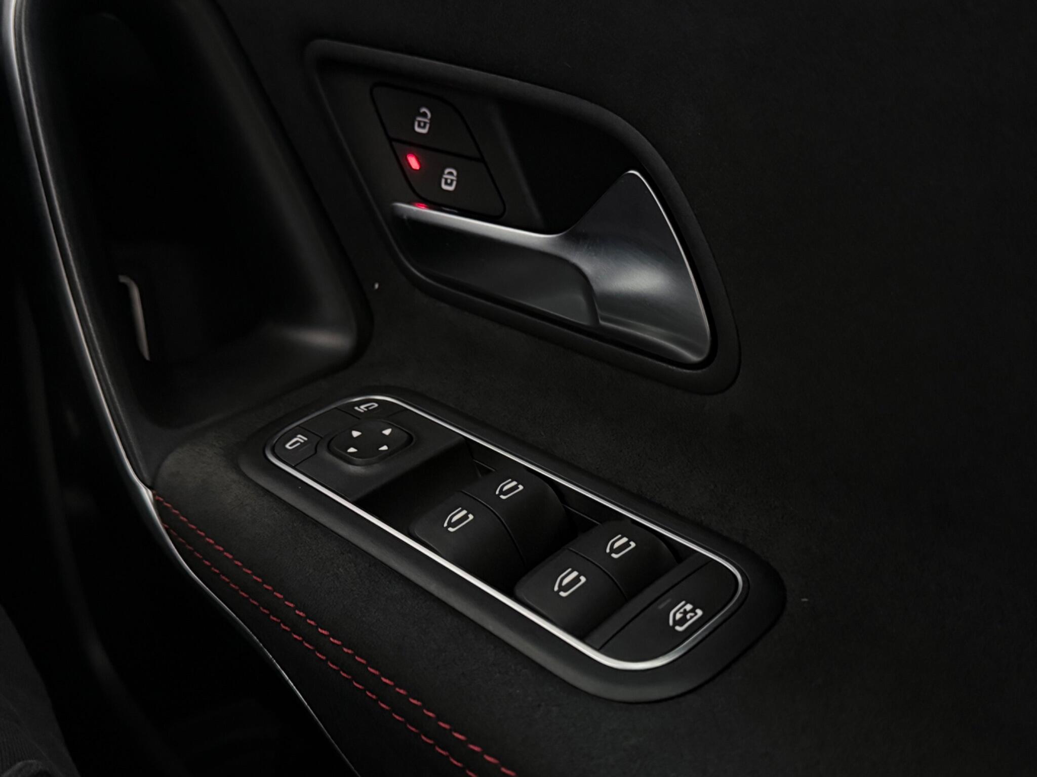 Mercedes-Benz A-Class view 15