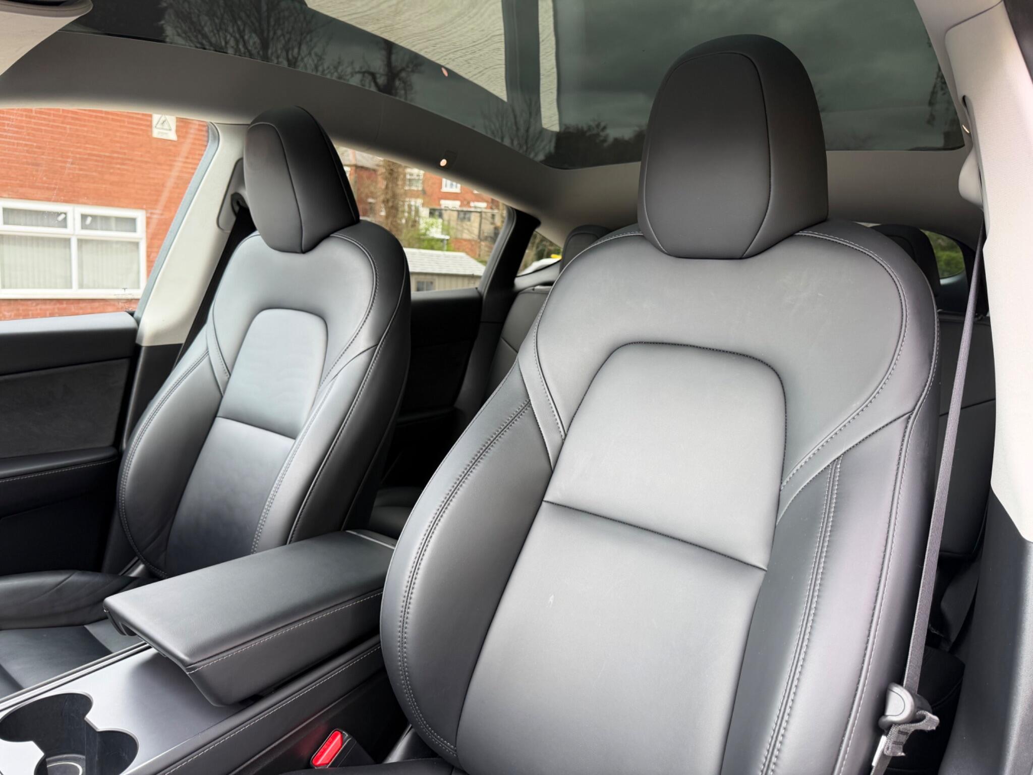 Tesla Model Y view 28