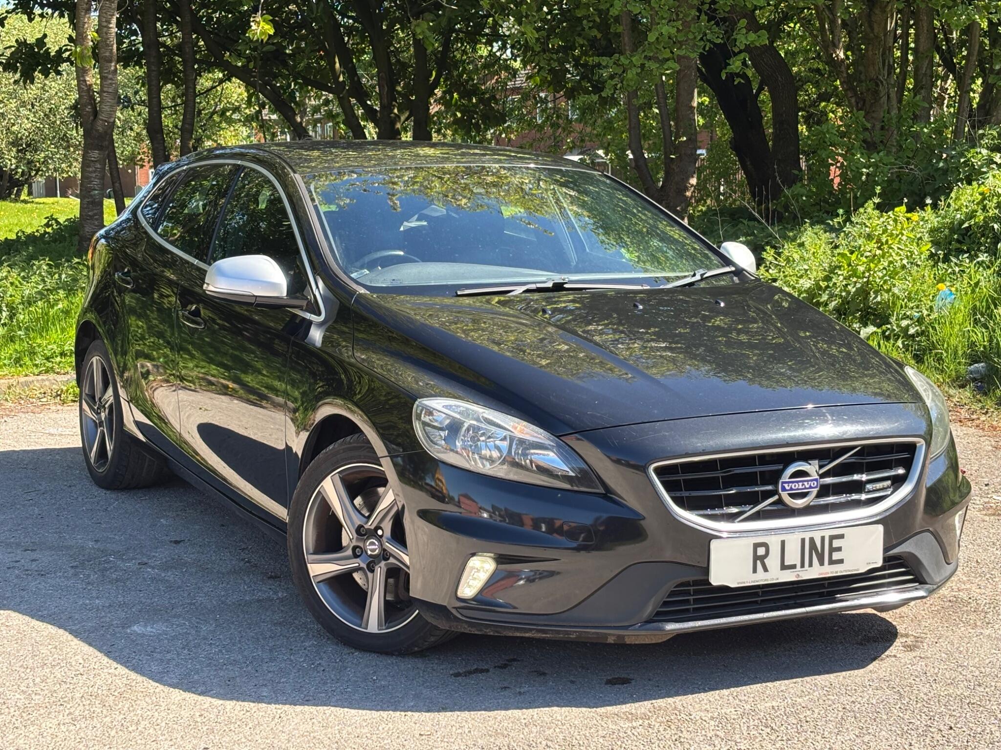 2014 Volvo V40 in Black for sale