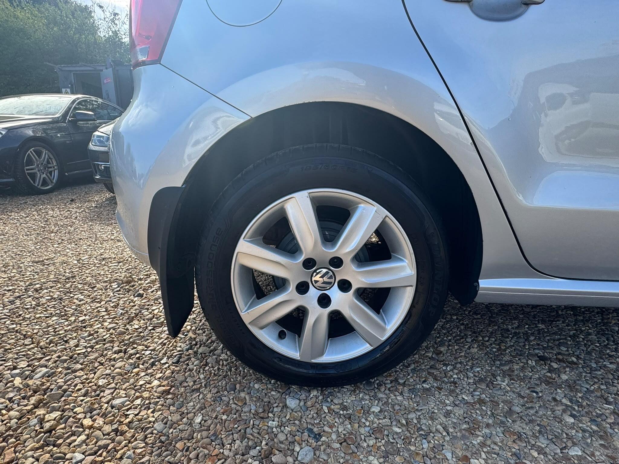 Volkswagen Polo view 24
