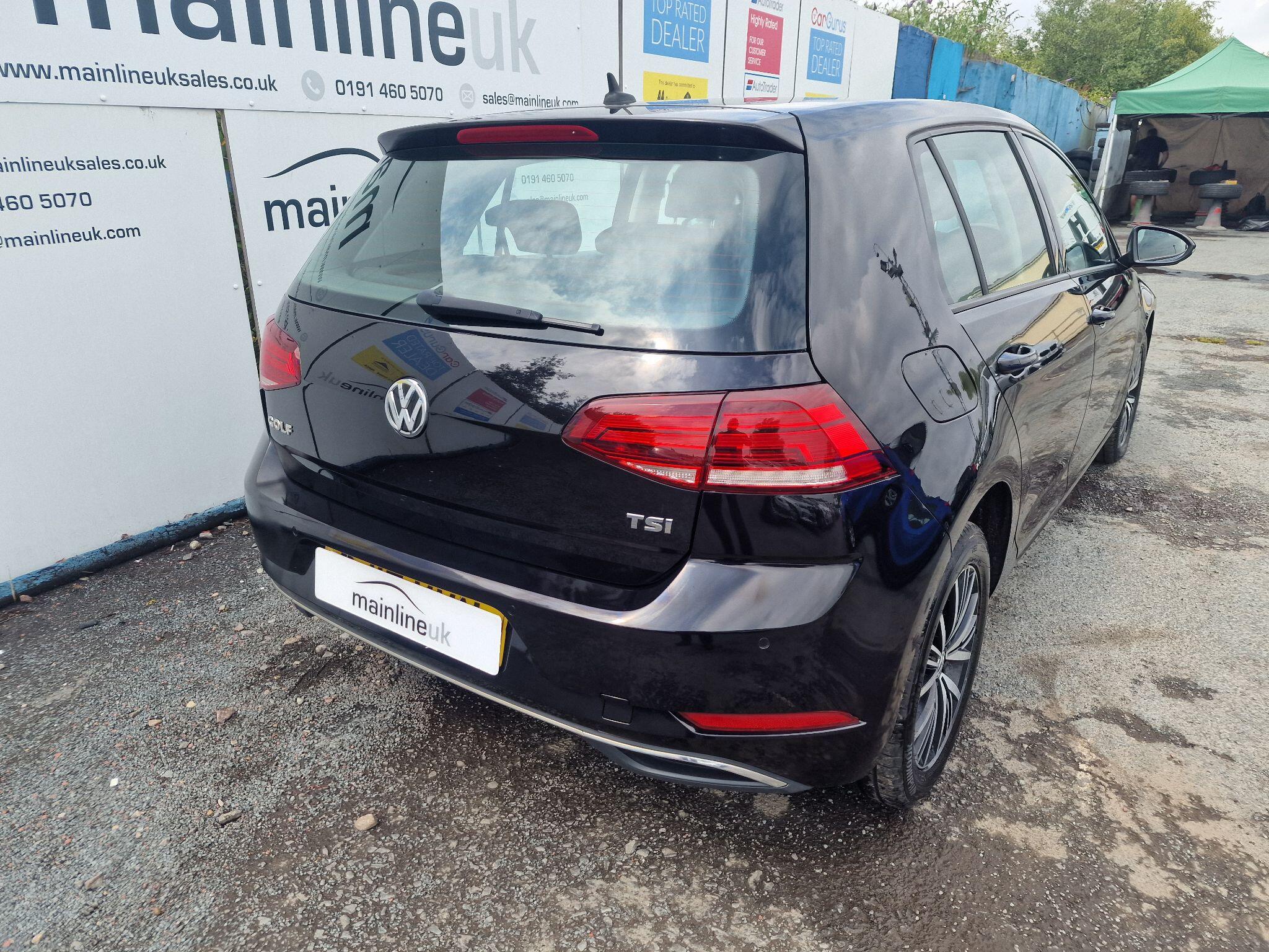 Volkswagen Golf view 19