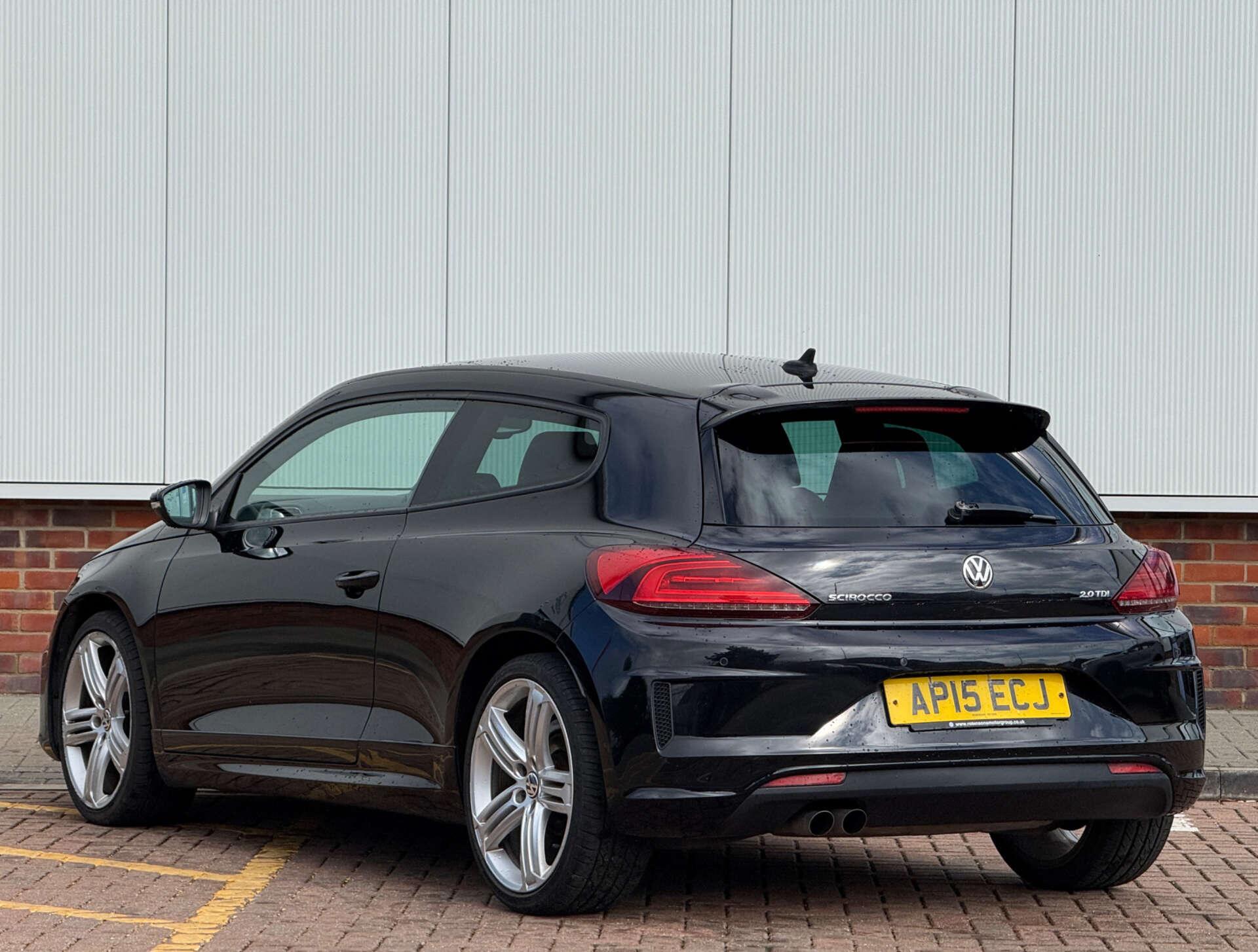 Volkswagen Scirocco view 4