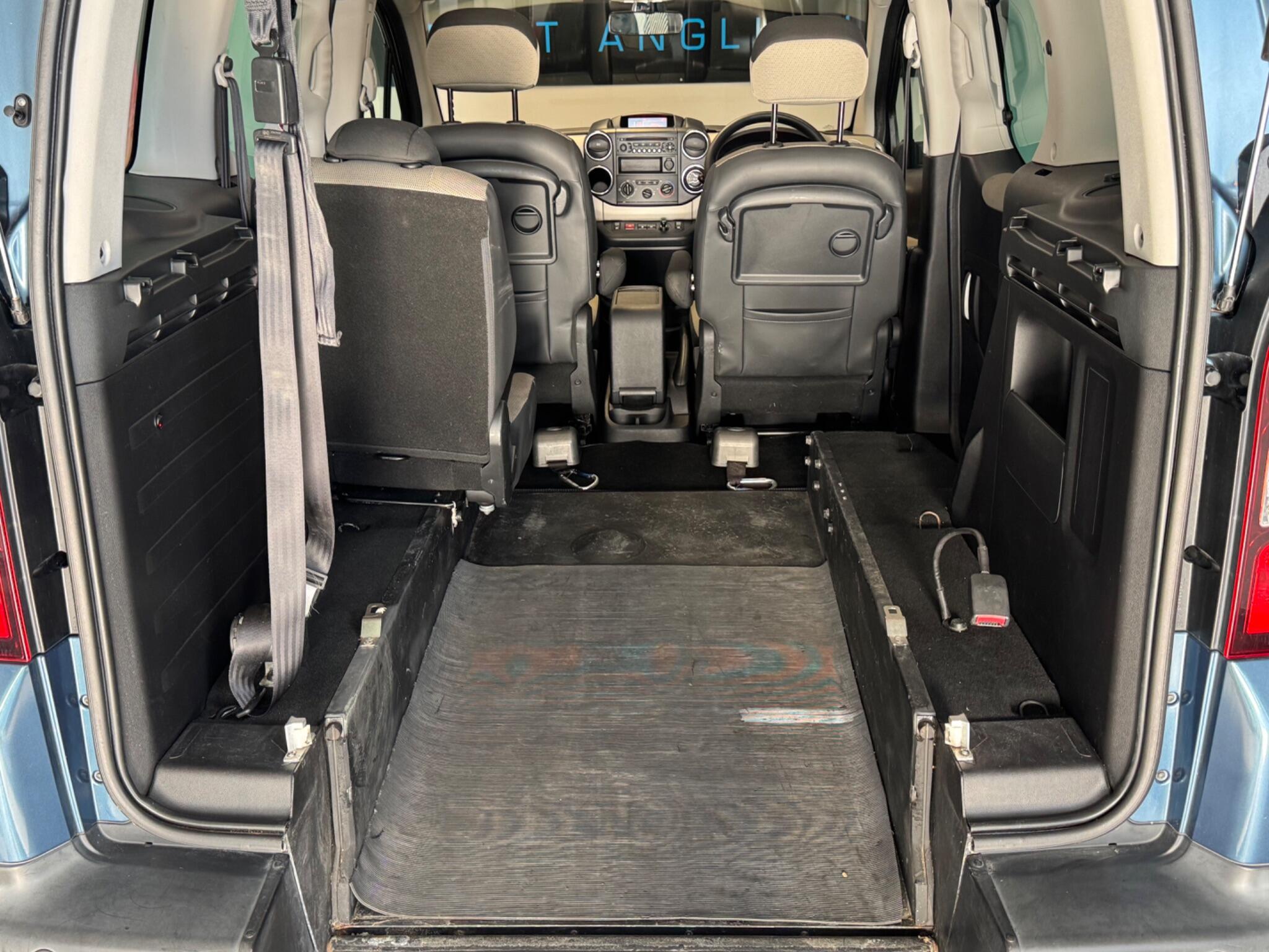 2014 Citroen Berlingo 1.6 e-HDi Airdream XTR Multispace MPV ETG6 Euro 5 (s/s) 5dr • 41,000 miles image 21